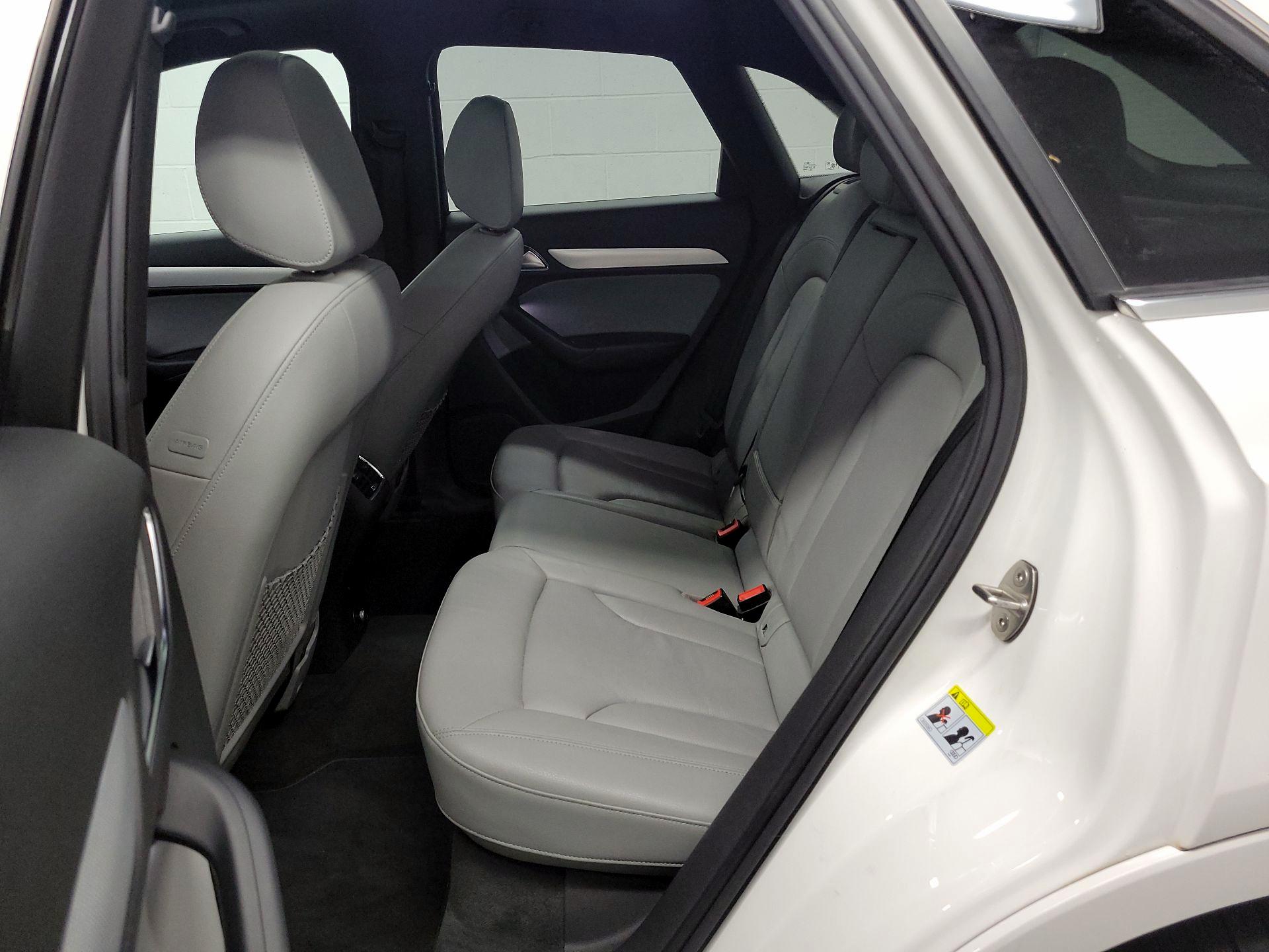 Thumbnail: 2016 Audi Q3 - 19