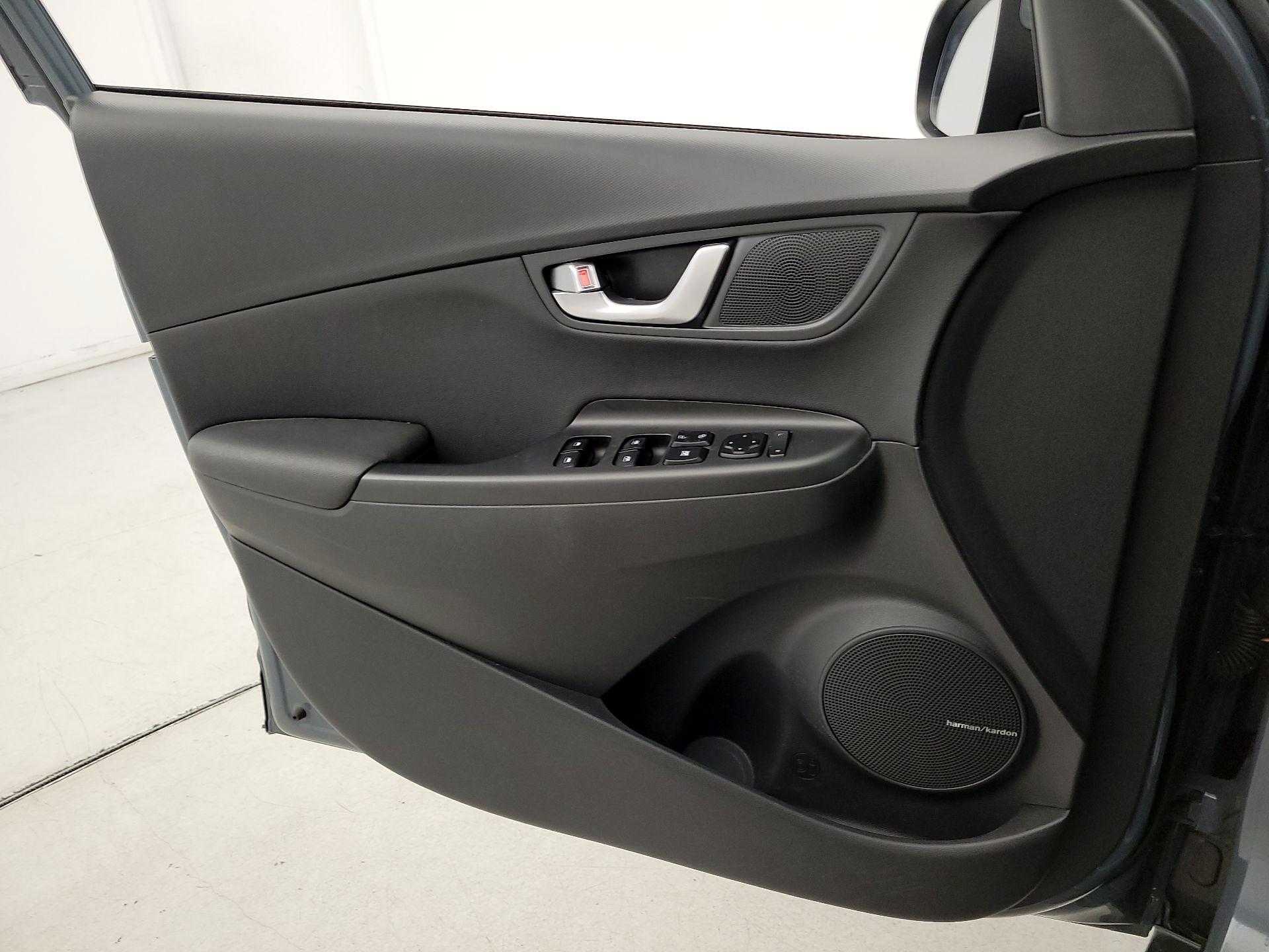 Thumbnail: 2022 Hyundai Kona - 12