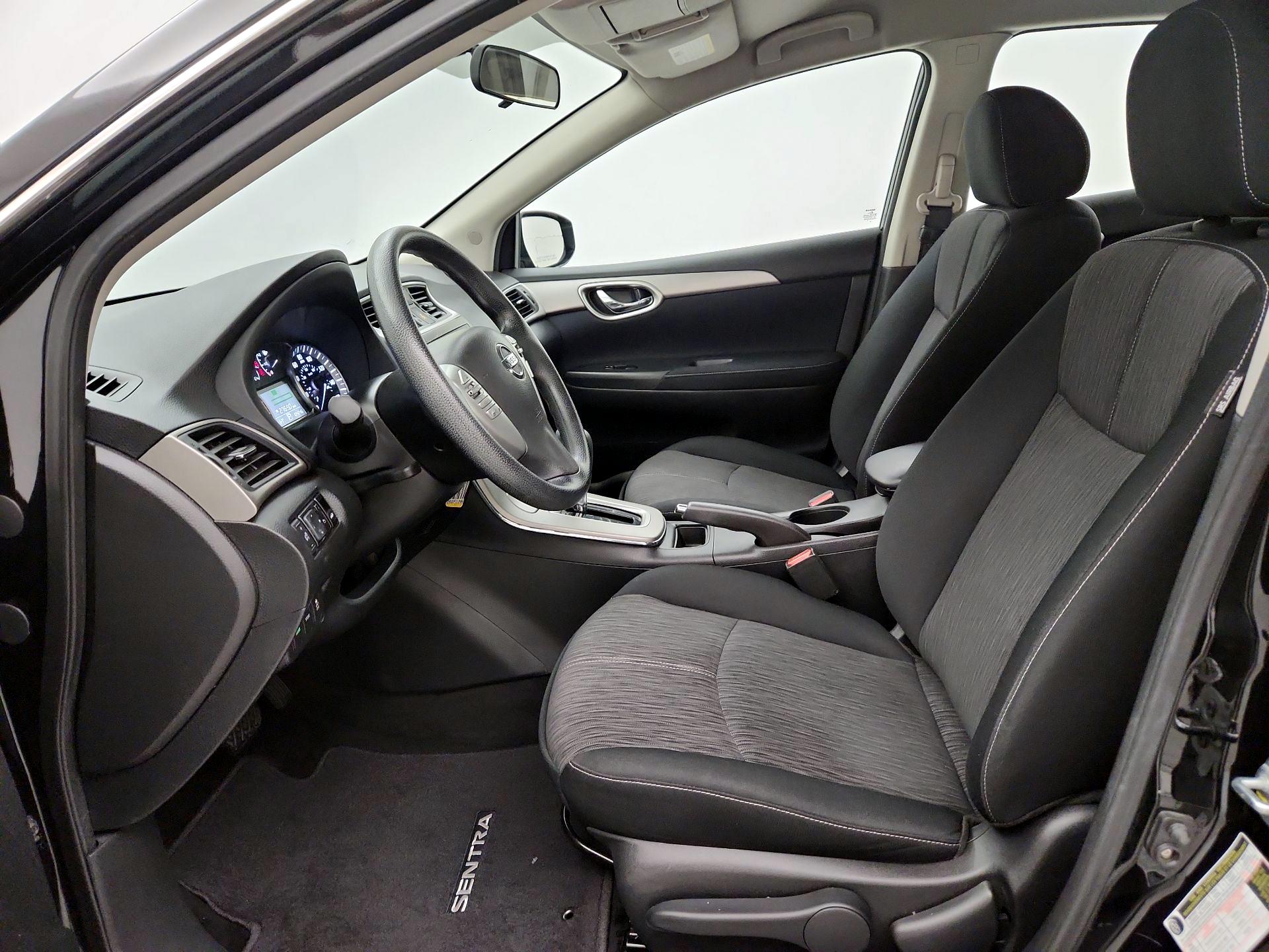 Thumbnail: 2014 Nissan Sentra - 11