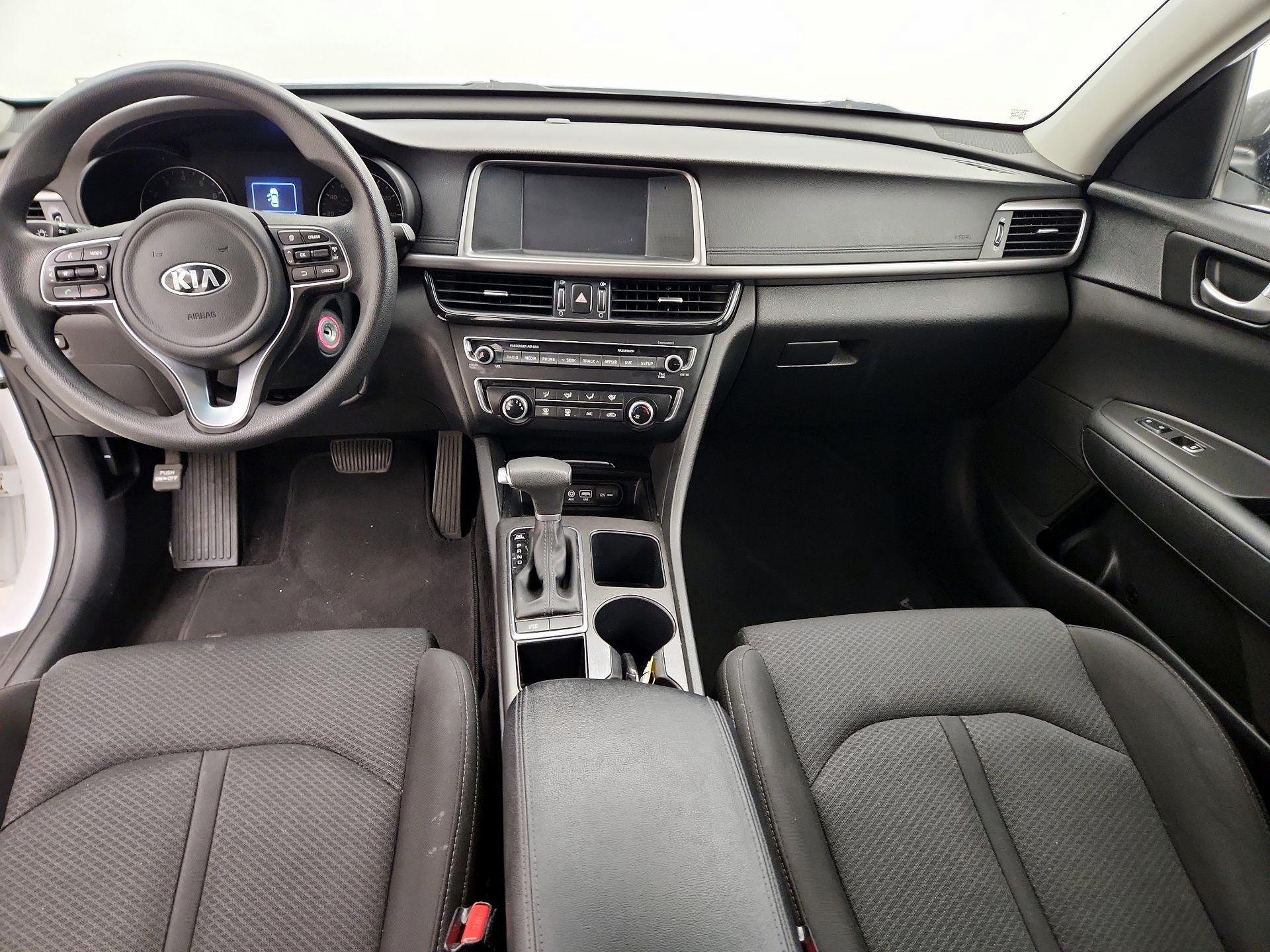 Thumbnail: 2018 Kia Optima - 9