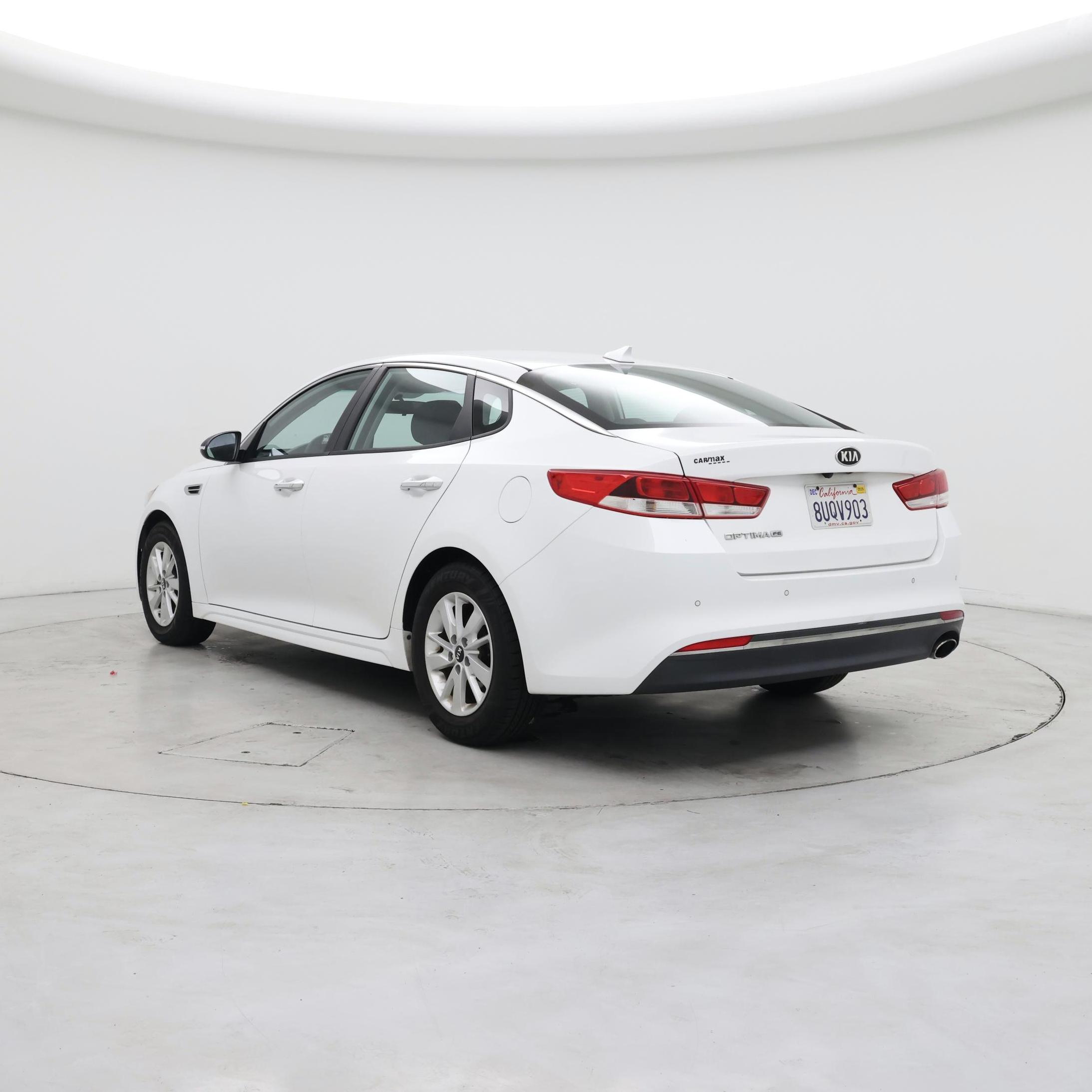 Thumbnail: 2018 Kia Optima - 2