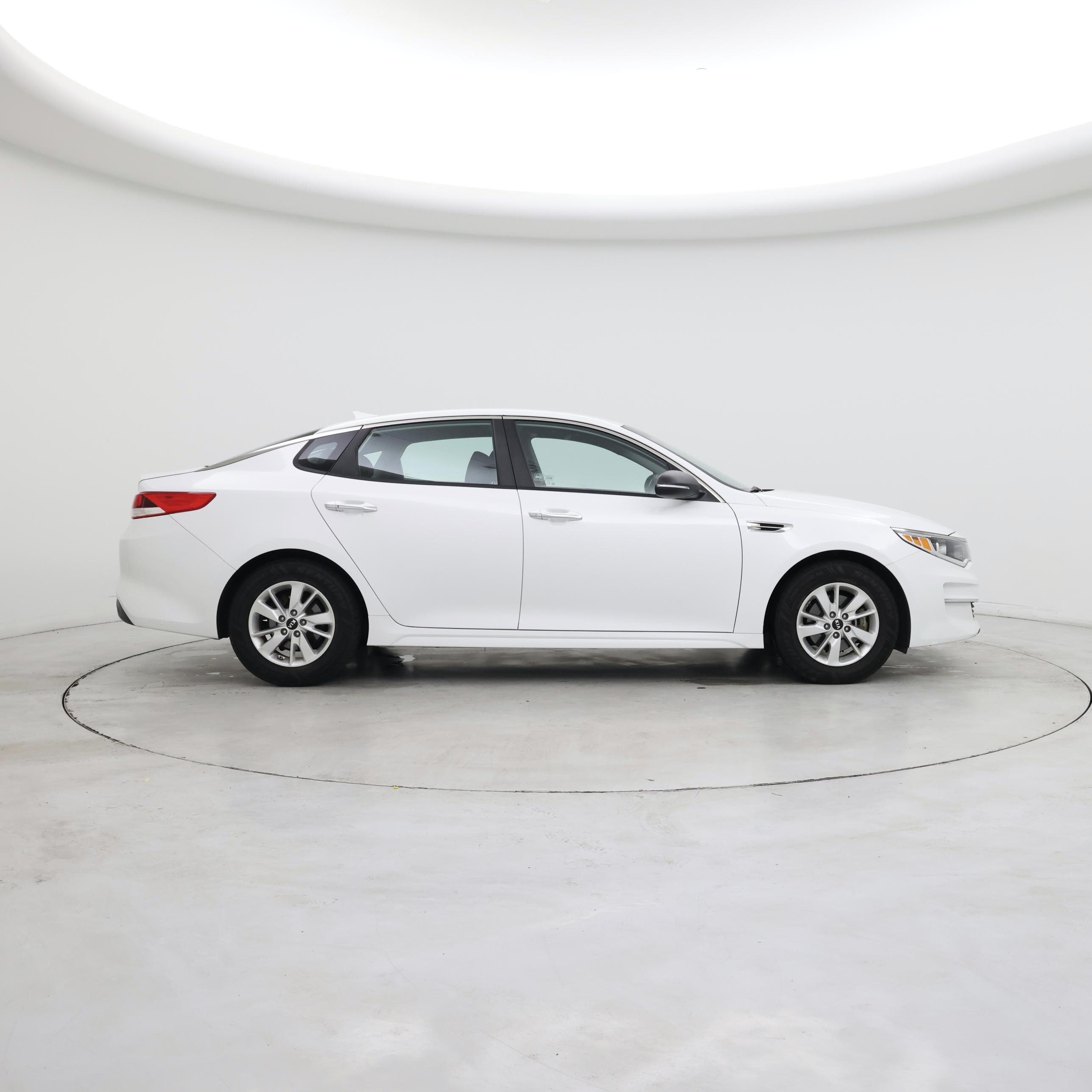 Thumbnail: 2018 Kia Optima - 7