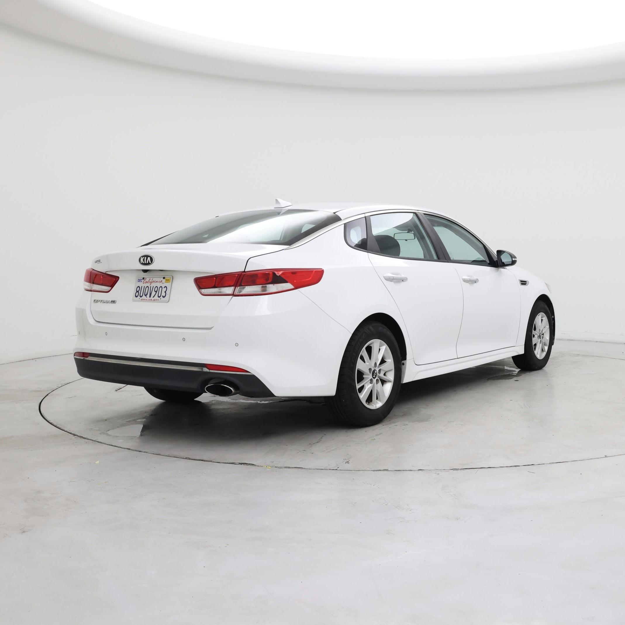 Thumbnail: 2018 Kia Optima - 8