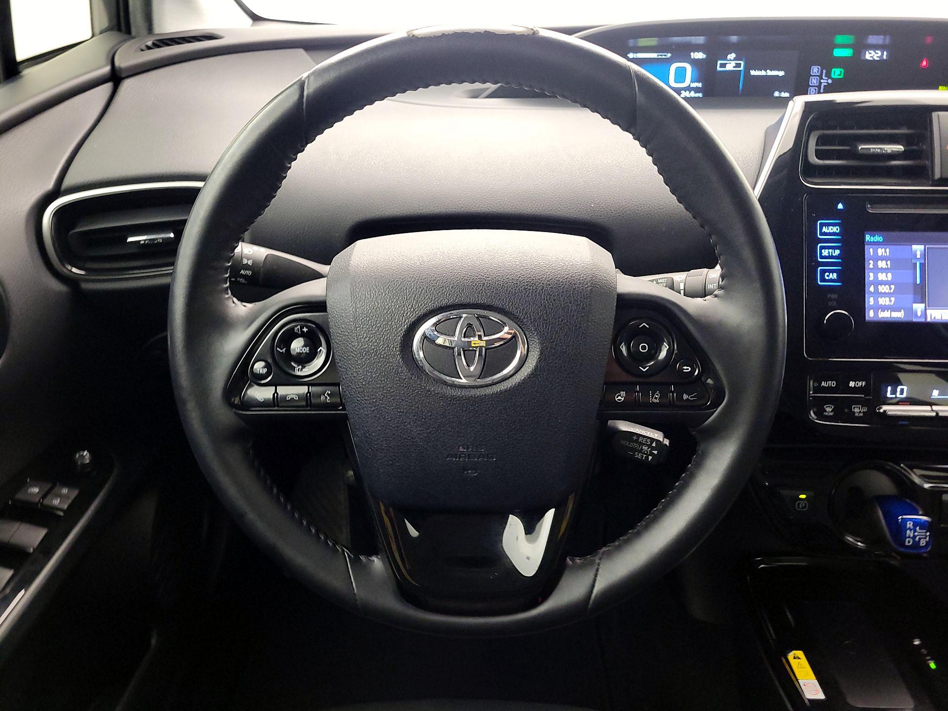 Thumbnail: 2019 Toyota Prius - 10