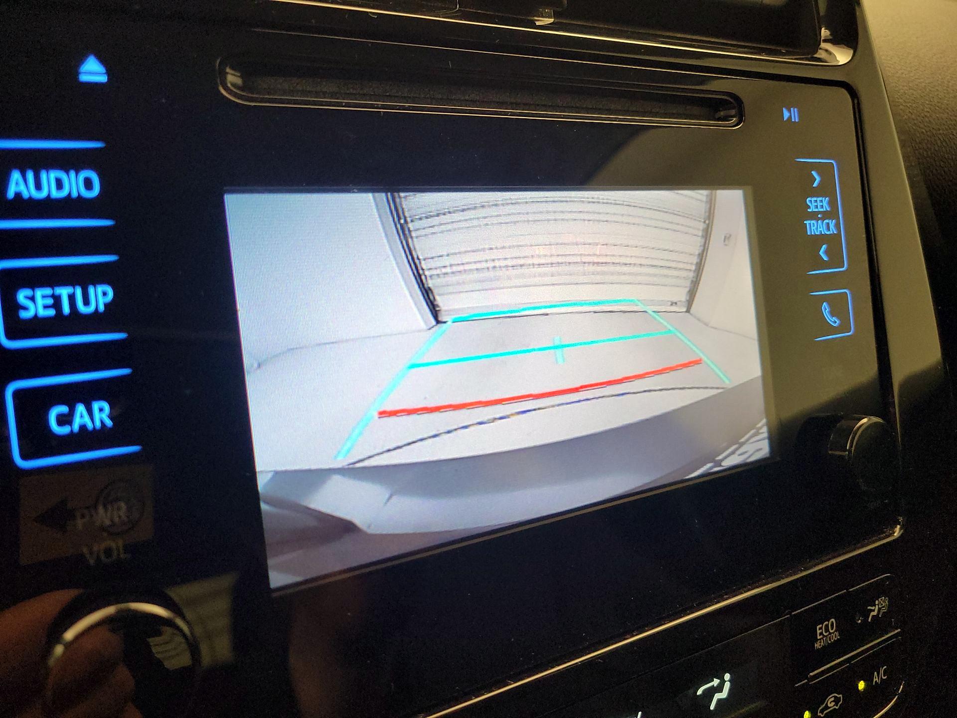 Thumbnail: 2019 Toyota Prius - 14