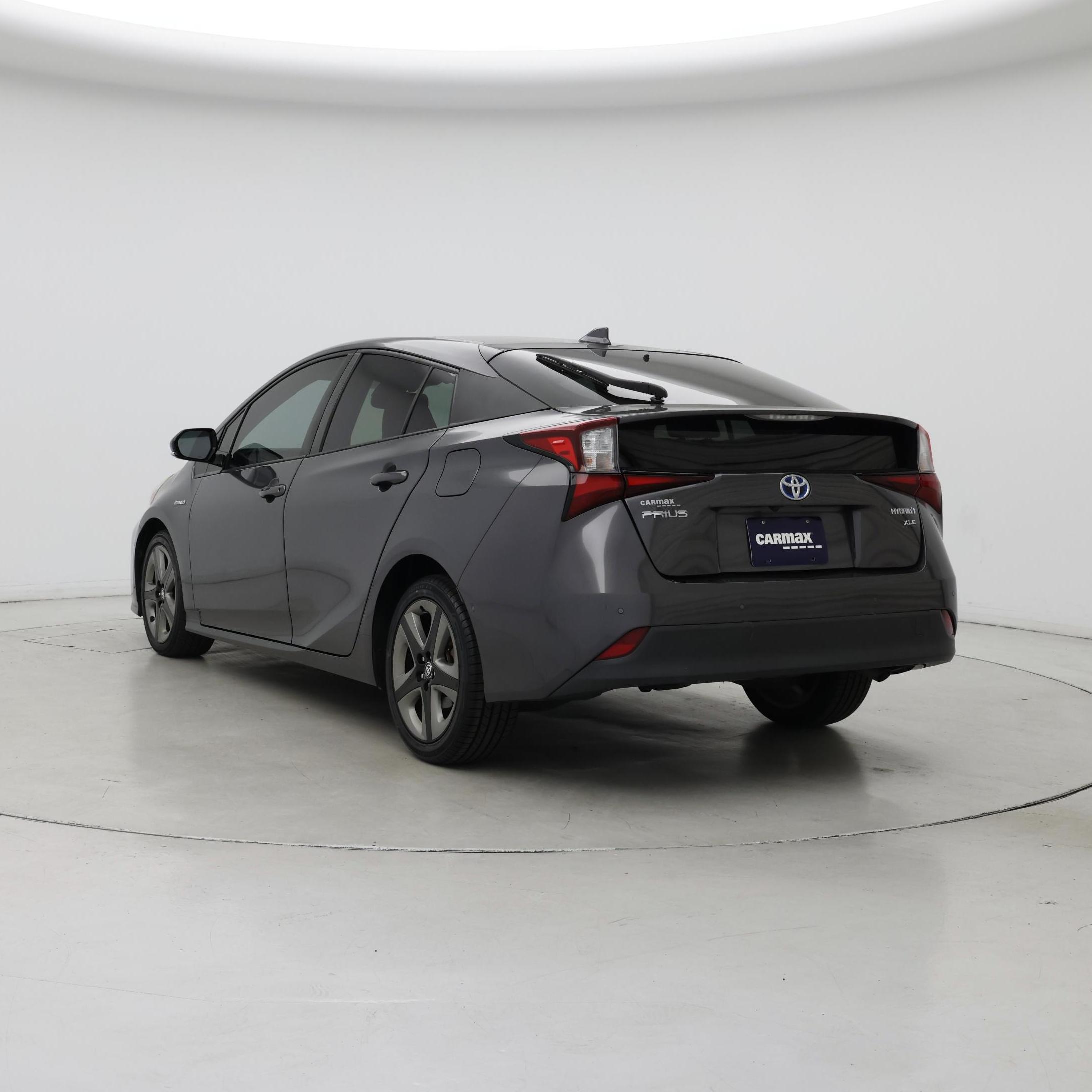 Thumbnail: 2019 Toyota Prius - 2