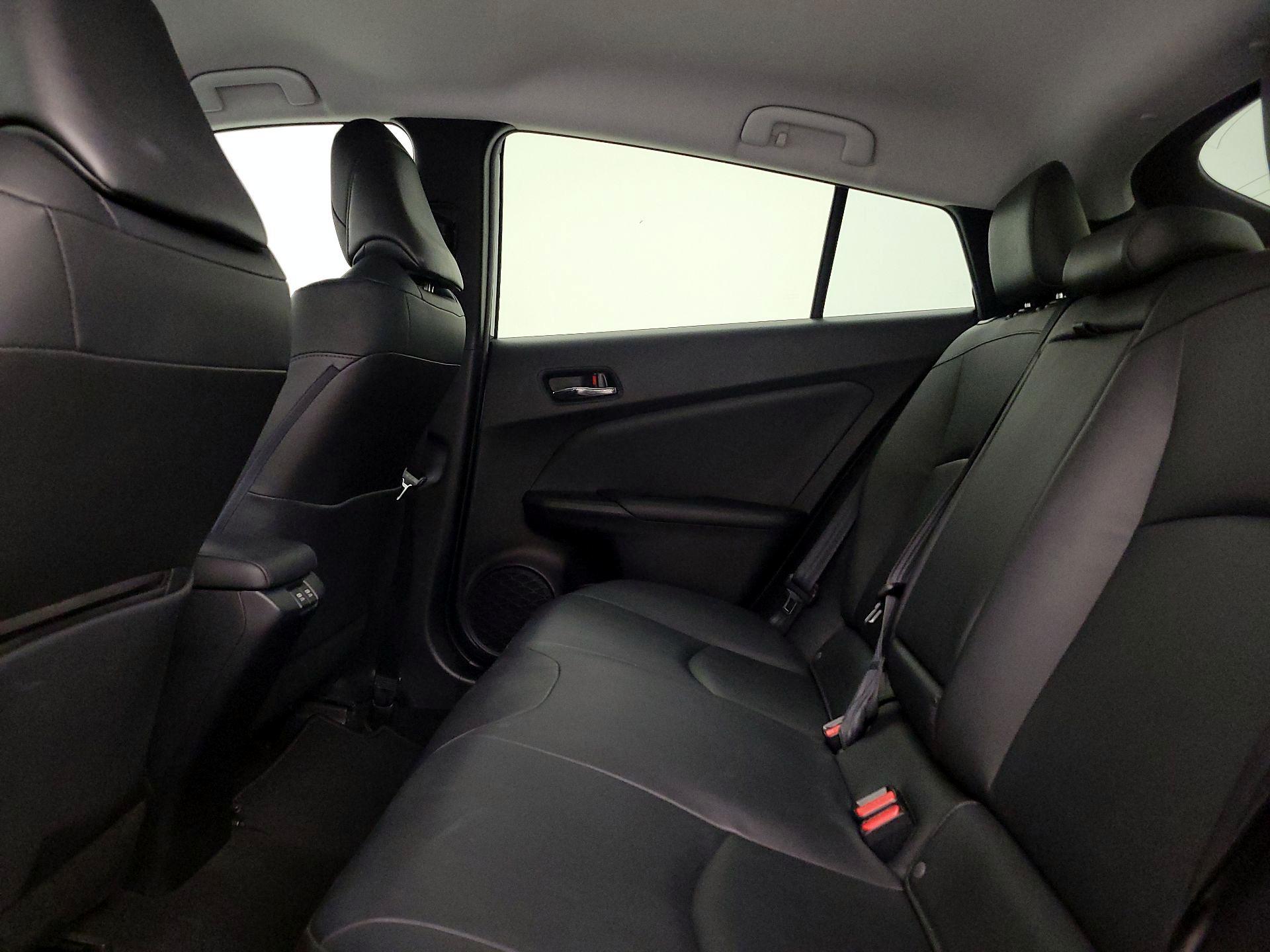 Thumbnail: 2019 Toyota Prius - 19