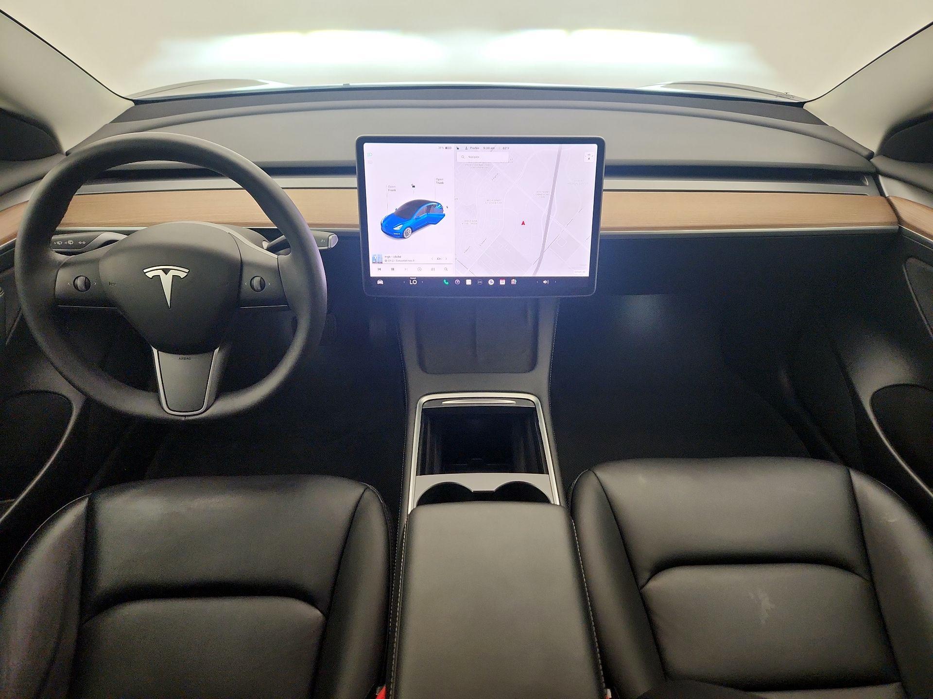 Thumbnail: 2022 Tesla Model 3 - 9