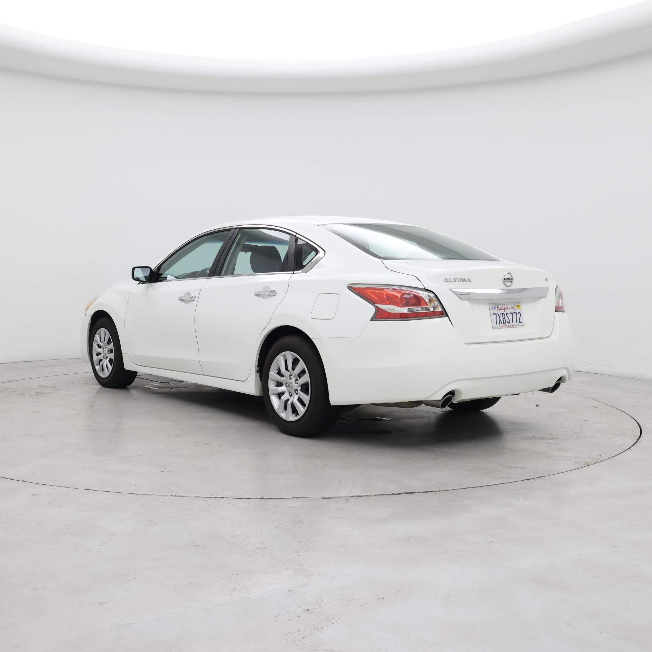 Thumbnail: 2015 Nissan Altima - 2