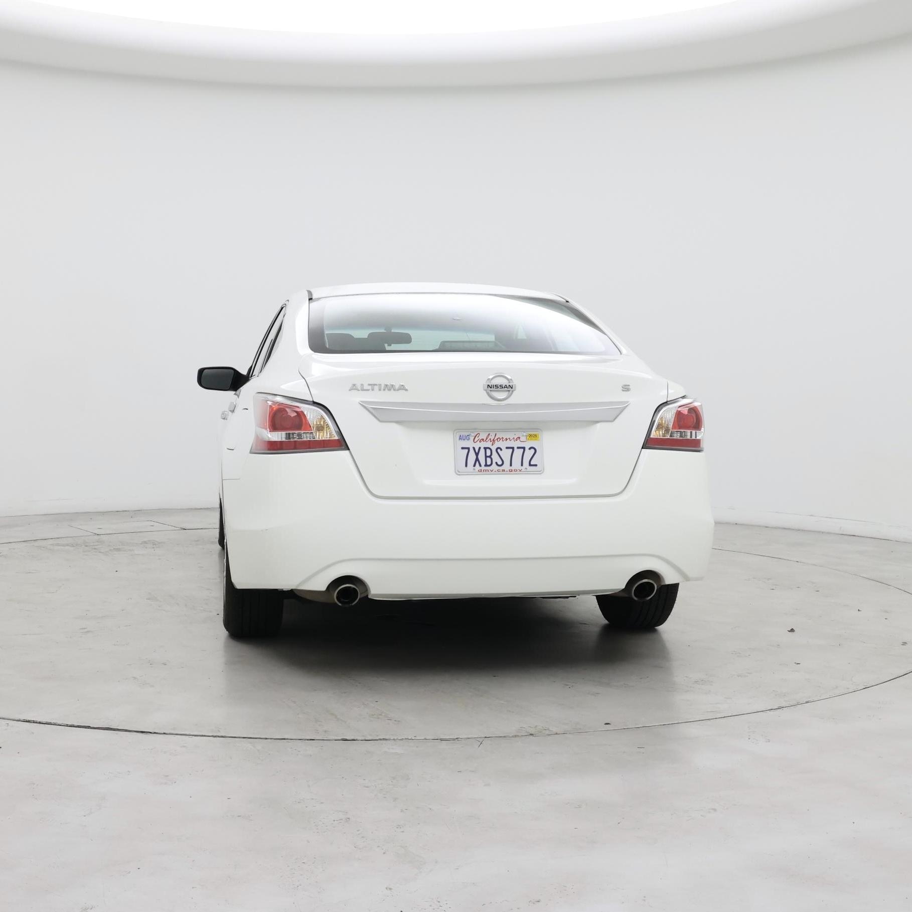 Thumbnail: 2015 Nissan Altima - 6