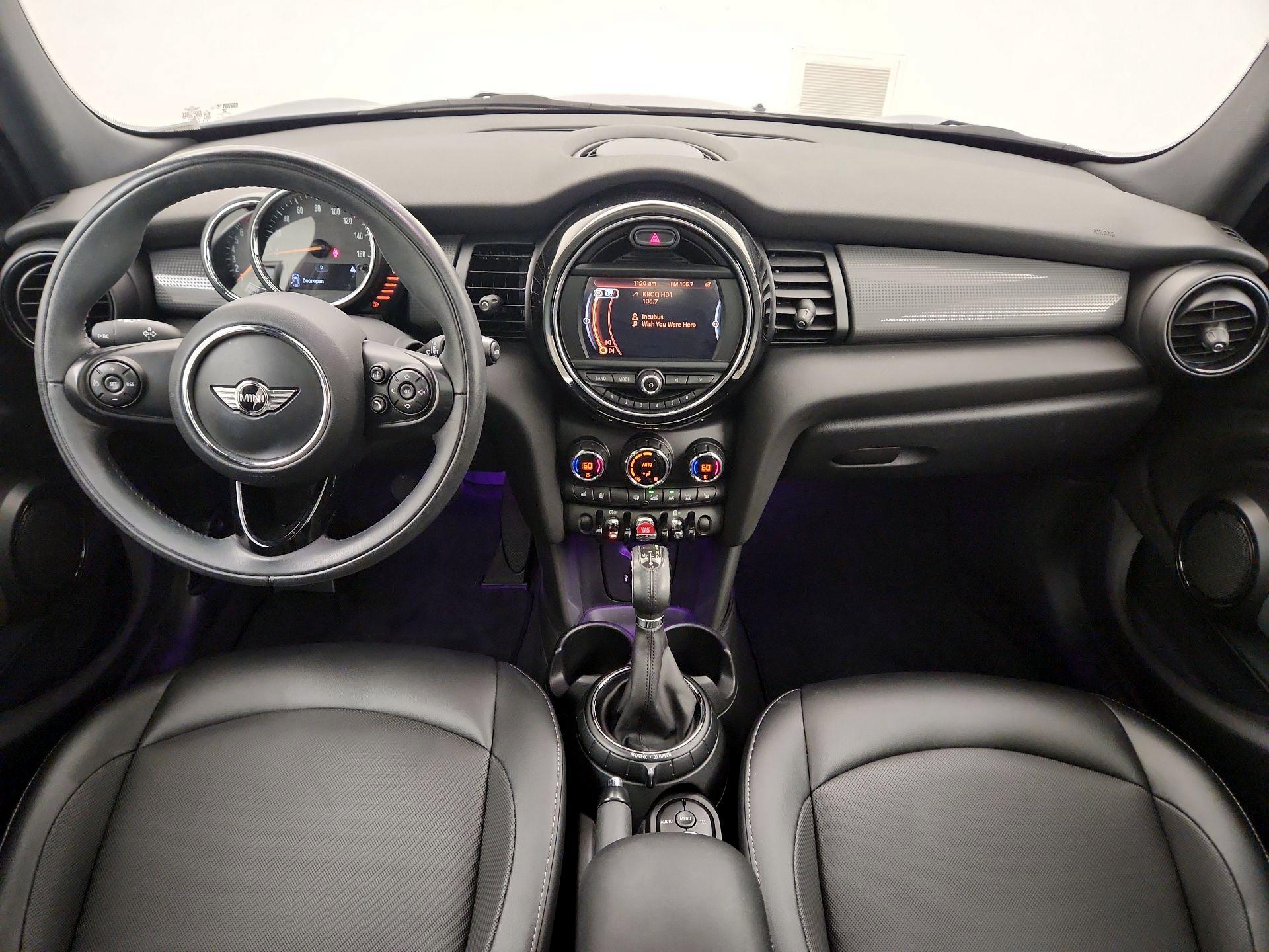 Thumbnail: 2015 MINI Cooper Hardtop - 9
