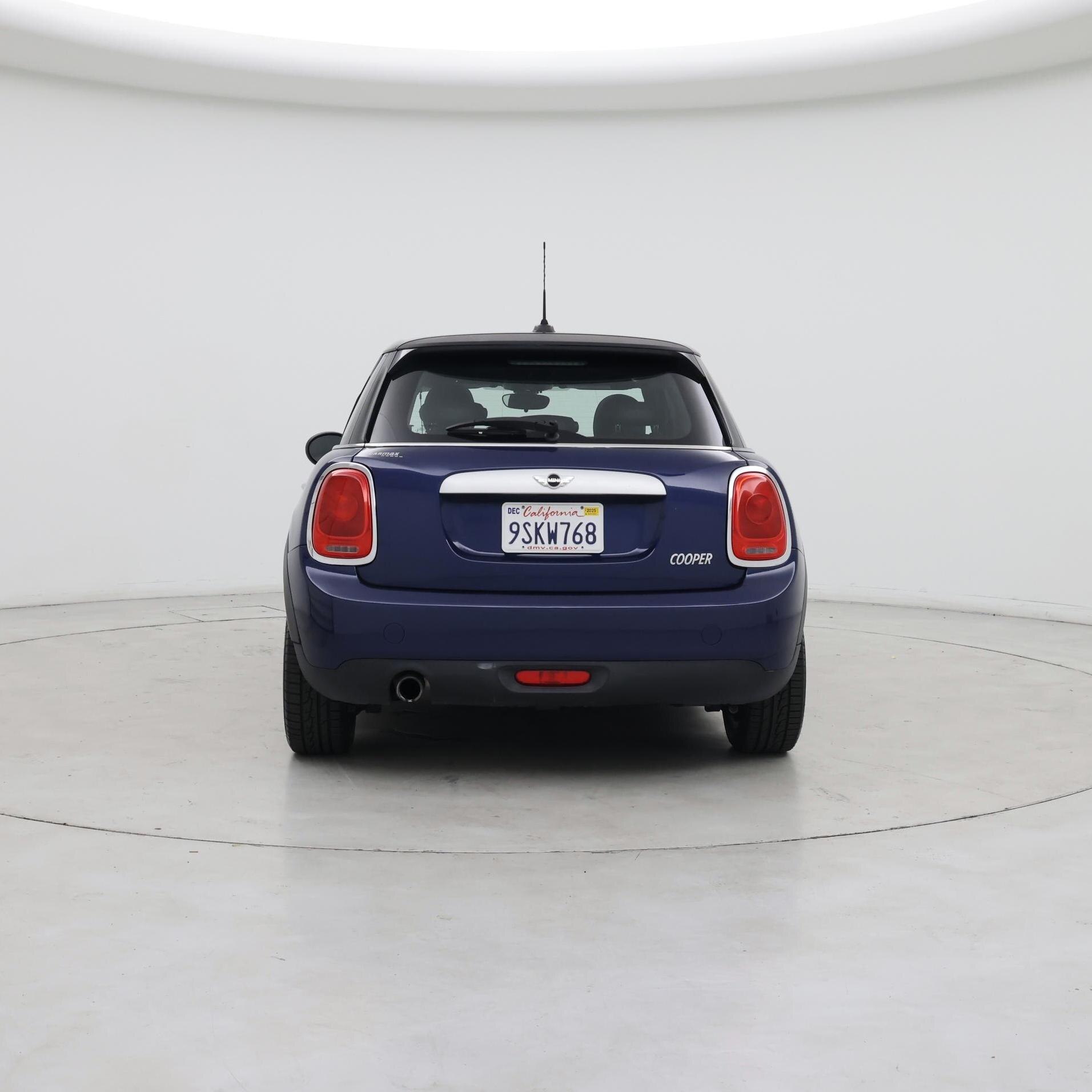Thumbnail: 2015 MINI Cooper Hardtop - 6