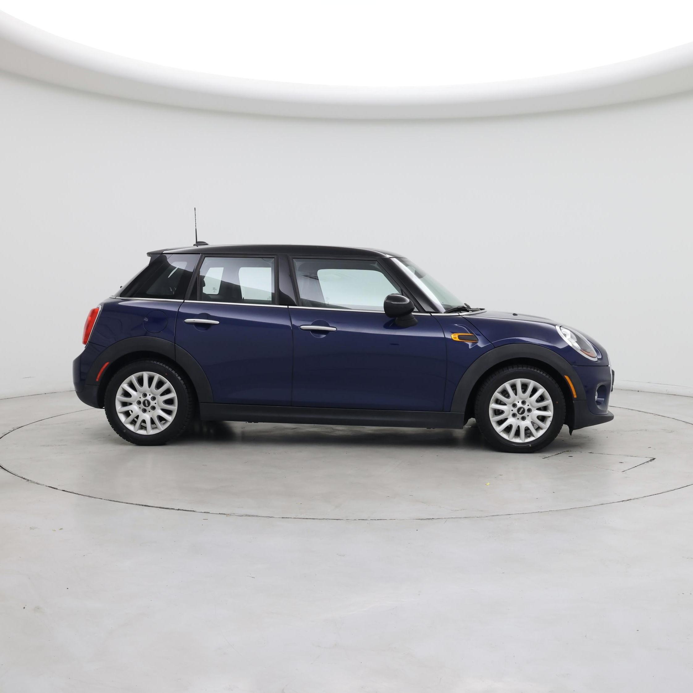 Thumbnail: 2015 MINI Cooper Hardtop - 7