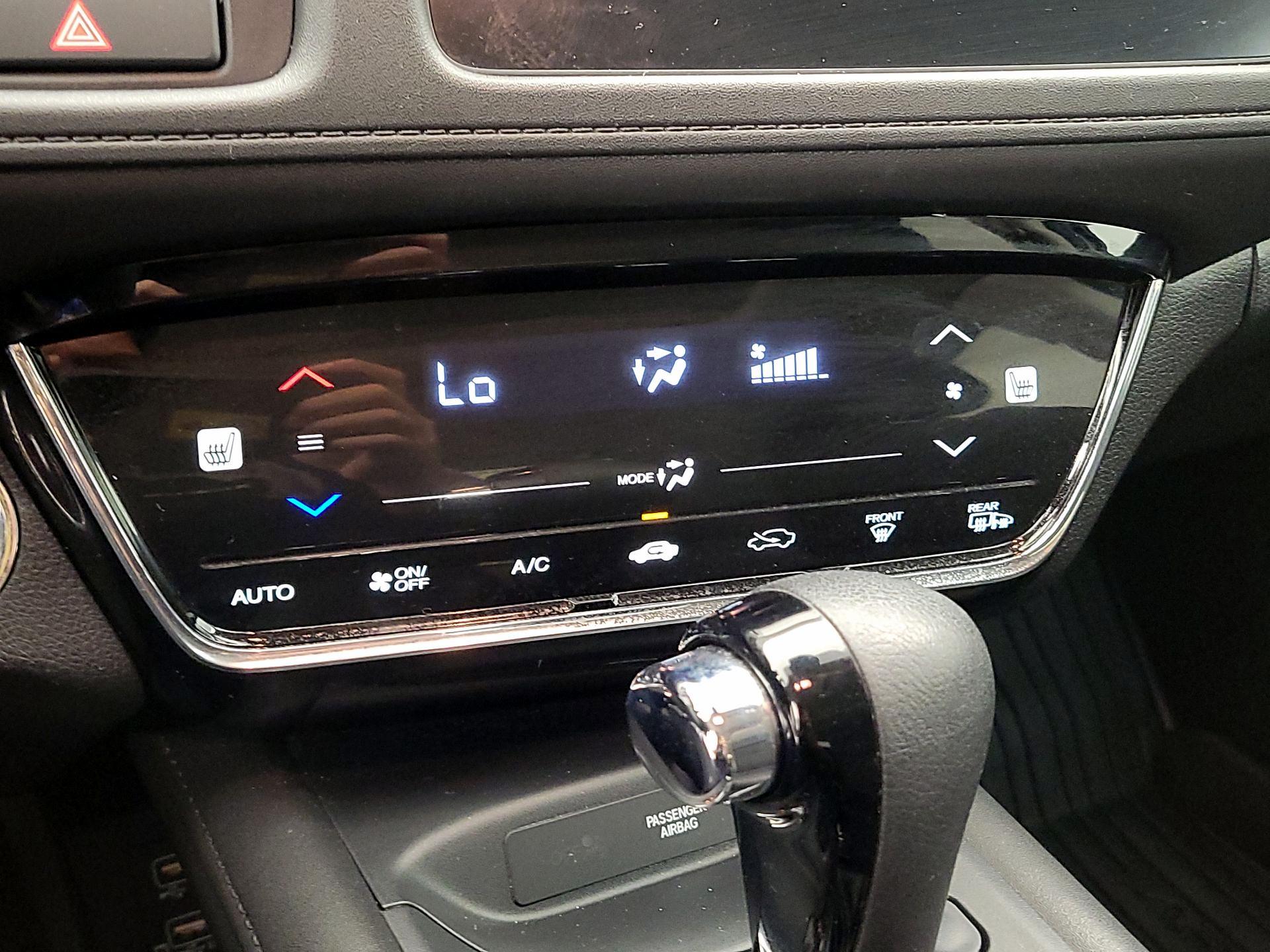 Thumbnail: 2019 Honda HR-V - 16