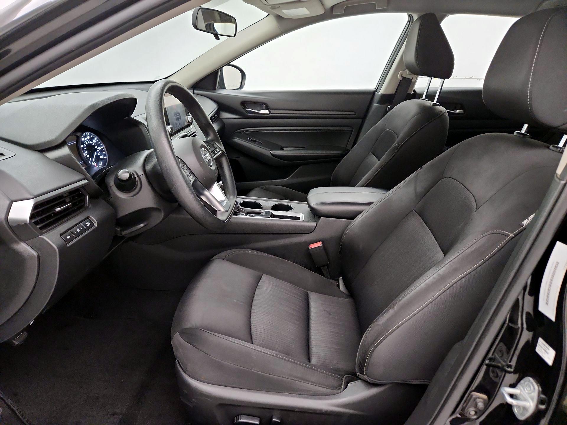 Thumbnail: 2019 Nissan Altima - 11
