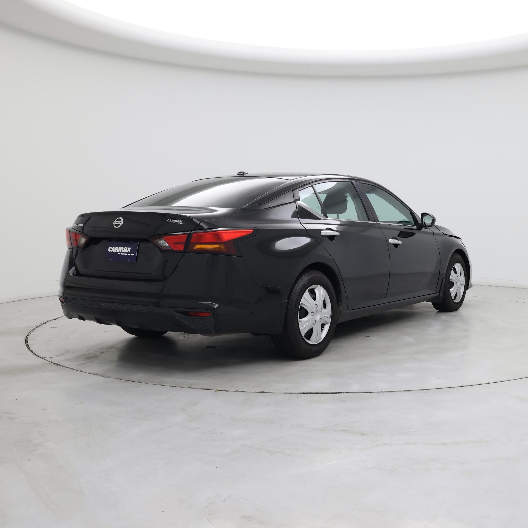 Thumbnail: 2019 Nissan Altima - 8