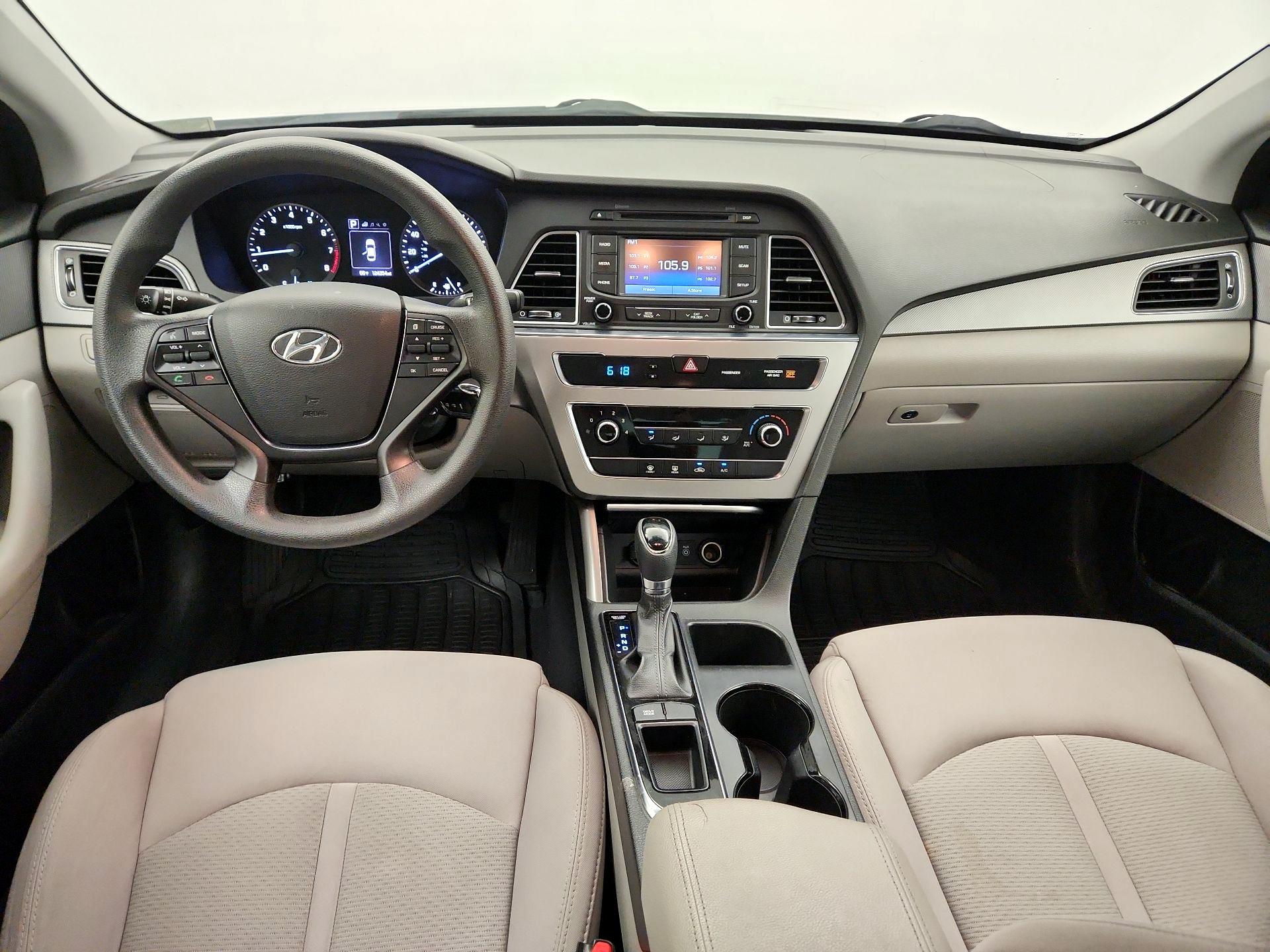 Thumbnail: 2015 Hyundai Sonata - 9