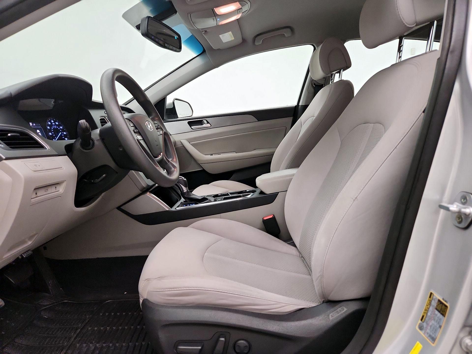 Thumbnail: 2015 Hyundai Sonata - 11