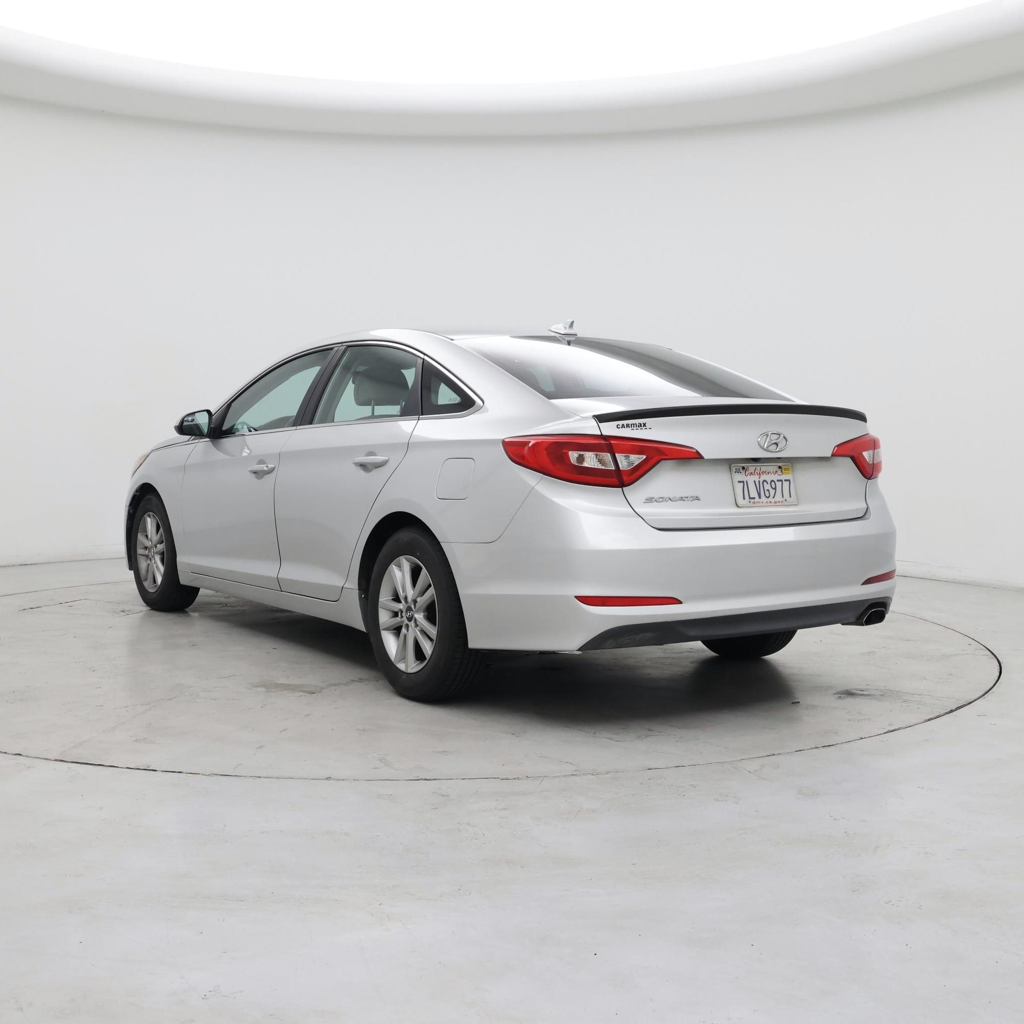 Thumbnail: 2015 Hyundai Sonata - 2
