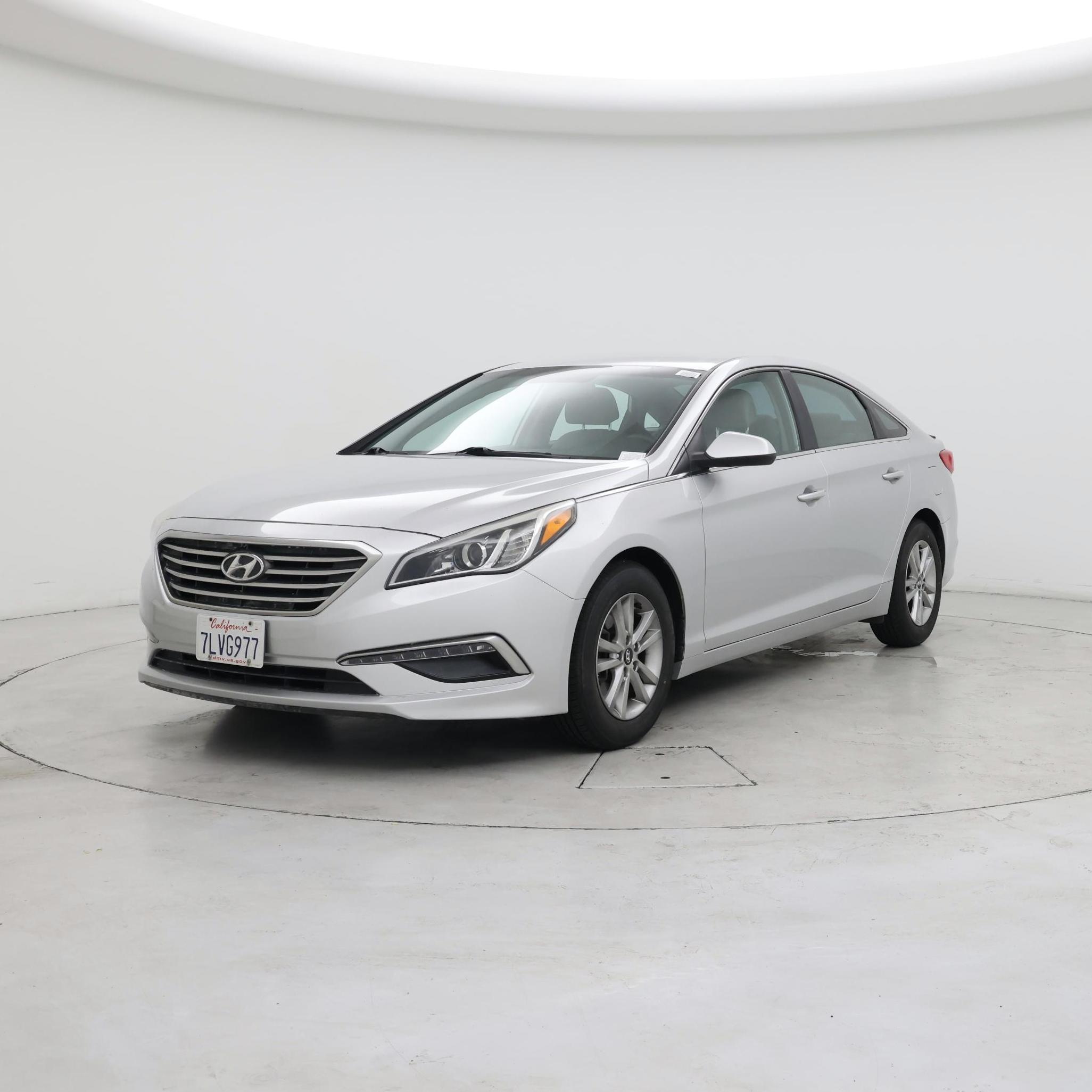 Thumbnail: 2015 Hyundai Sonata - 4
