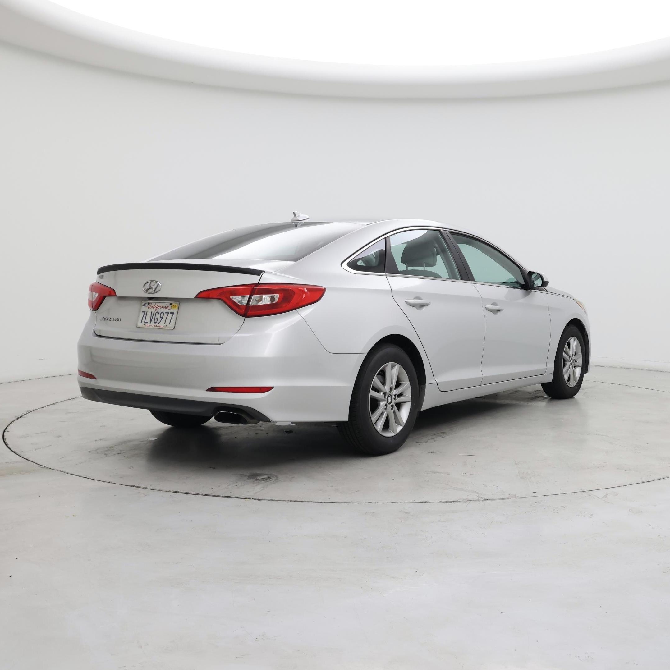 Thumbnail: 2015 Hyundai Sonata - 8