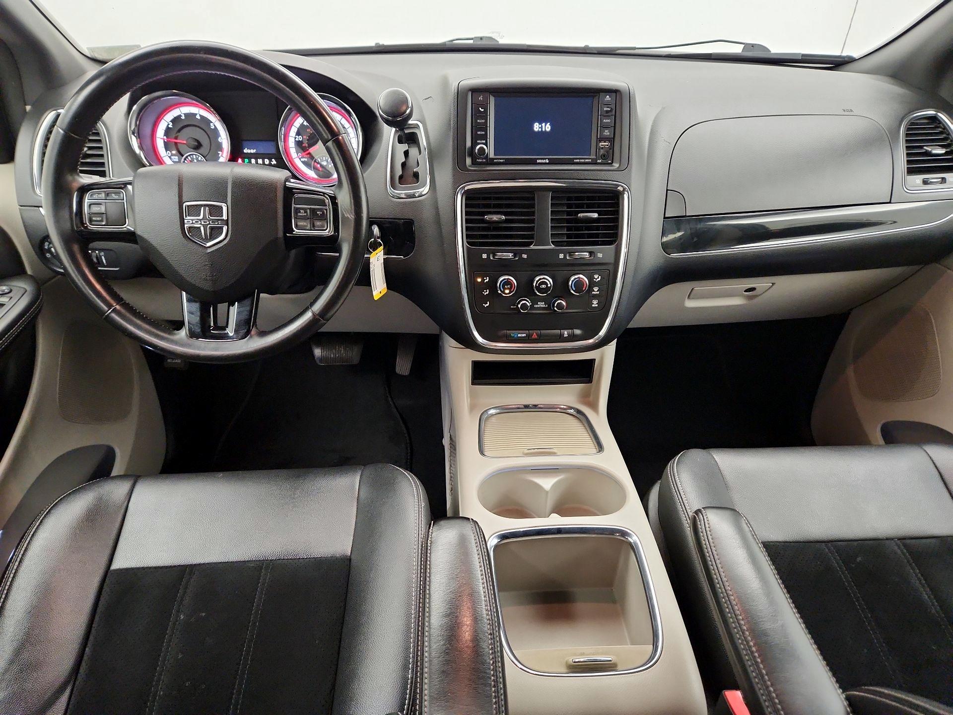 Thumbnail: 2018 Dodge Grand Caravan - 9