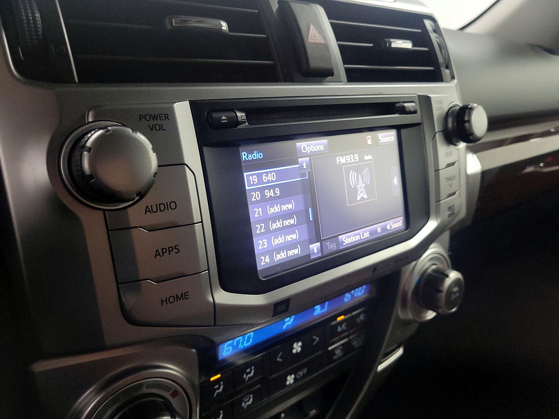 Thumbnail: 2014 Toyota 4Runner - 15