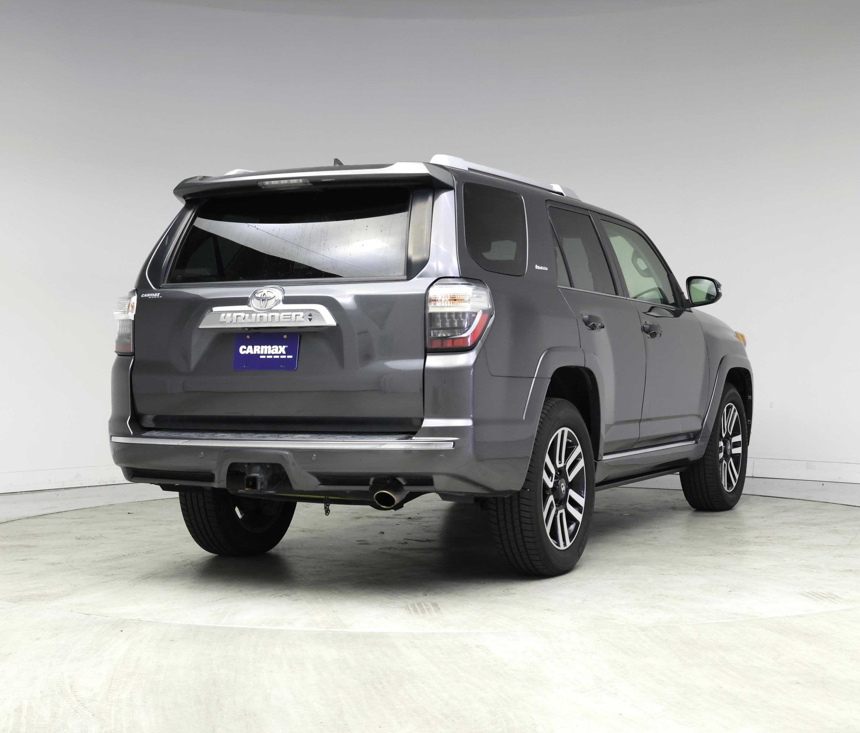 Thumbnail: 2014 Toyota 4Runner - 8