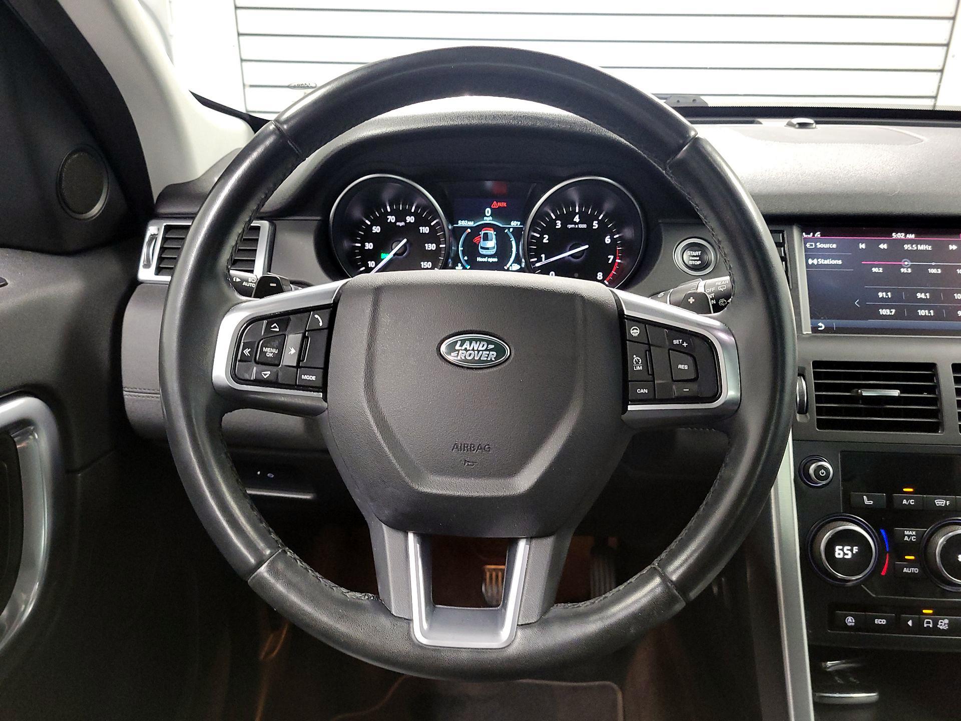 Thumbnail: 2019 Land Rover Discovery Sport - 10