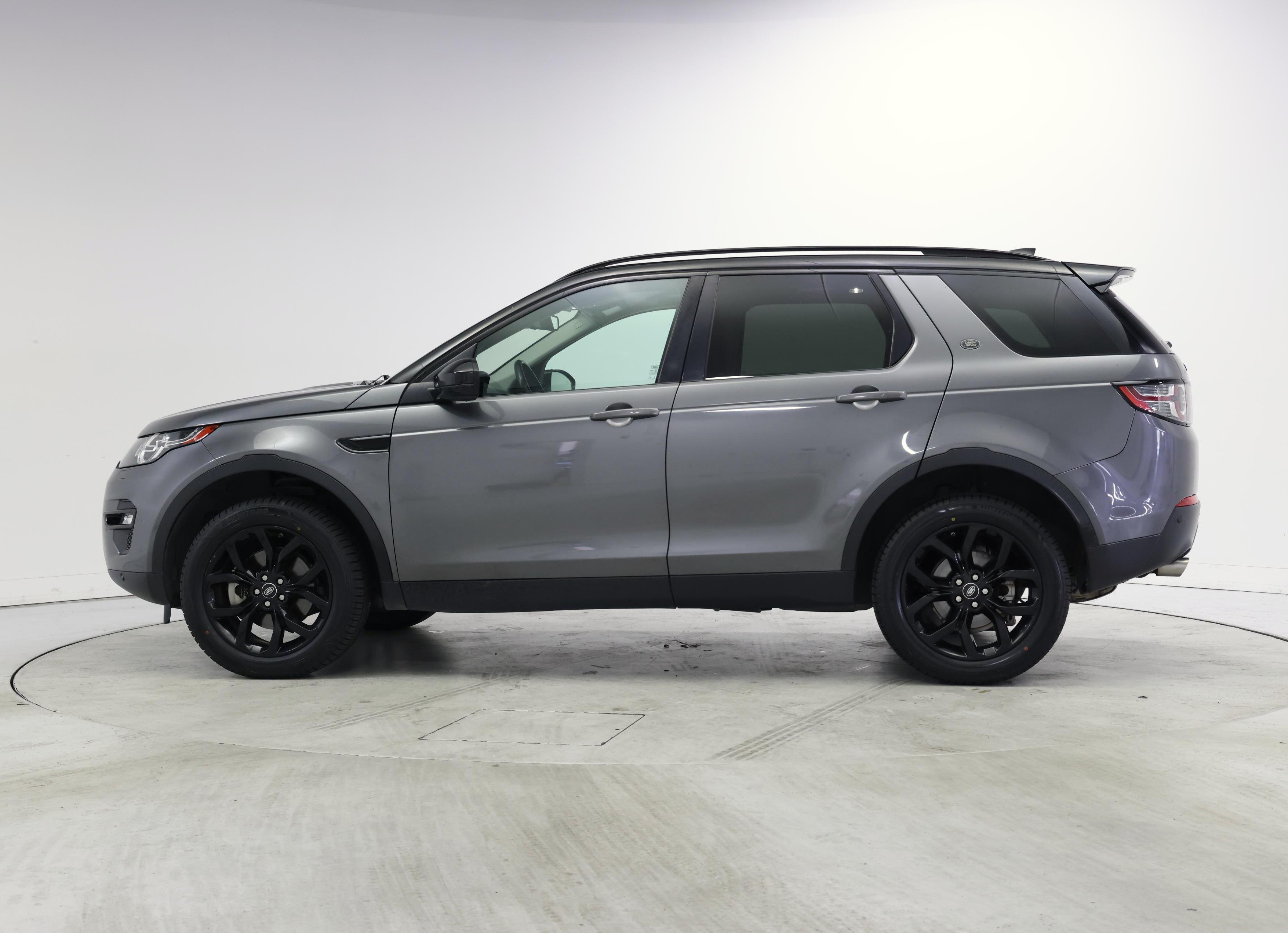 Thumbnail: 2019 Land Rover Discovery Sport - 3