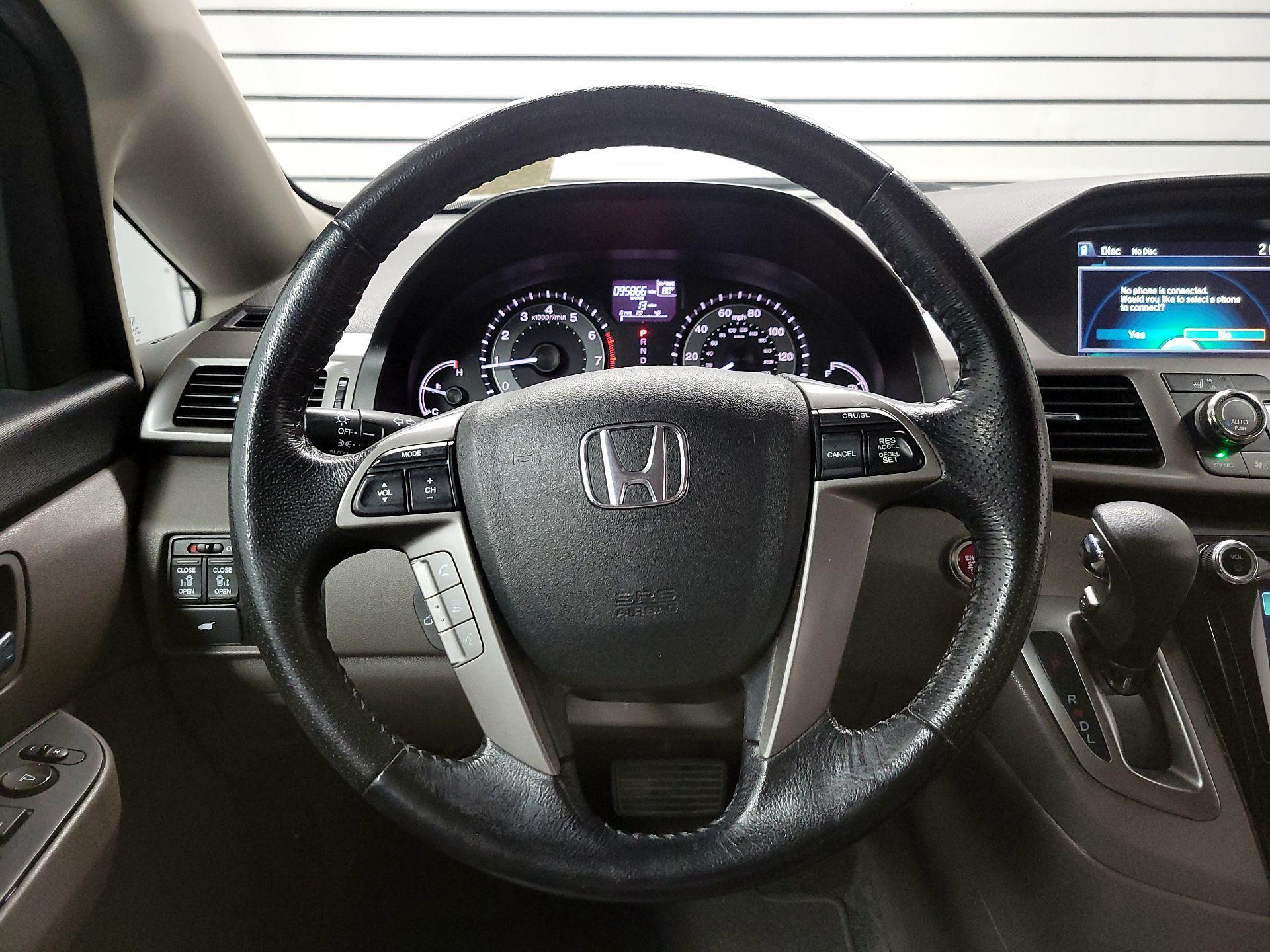 Thumbnail: 2016 Honda Odyssey - 10