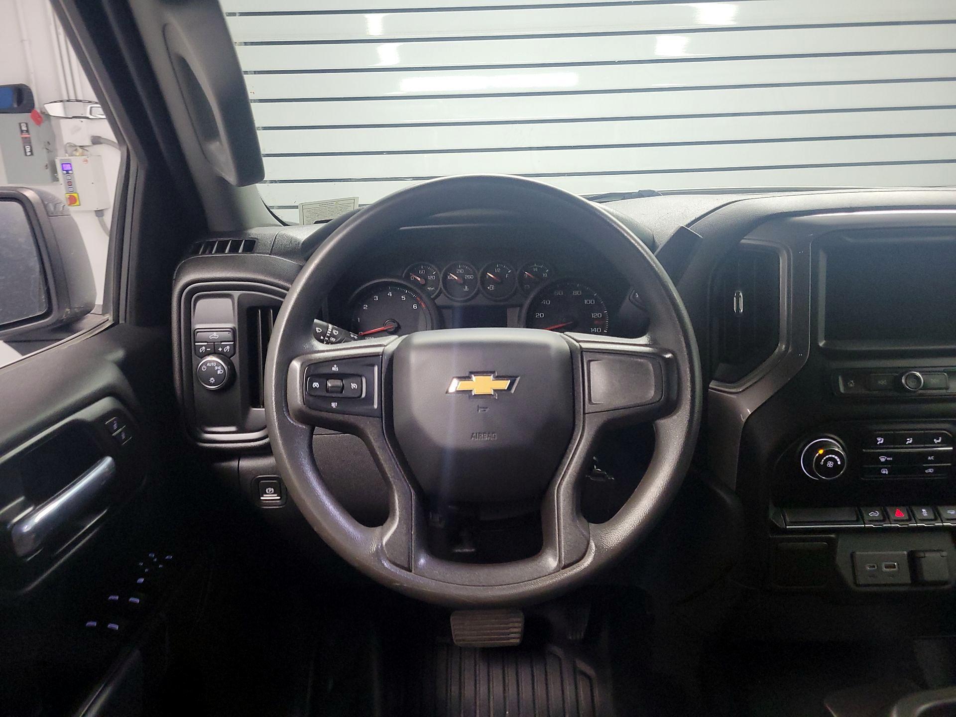 Thumbnail: 2021 Chevrolet Silverado 1500 - 10