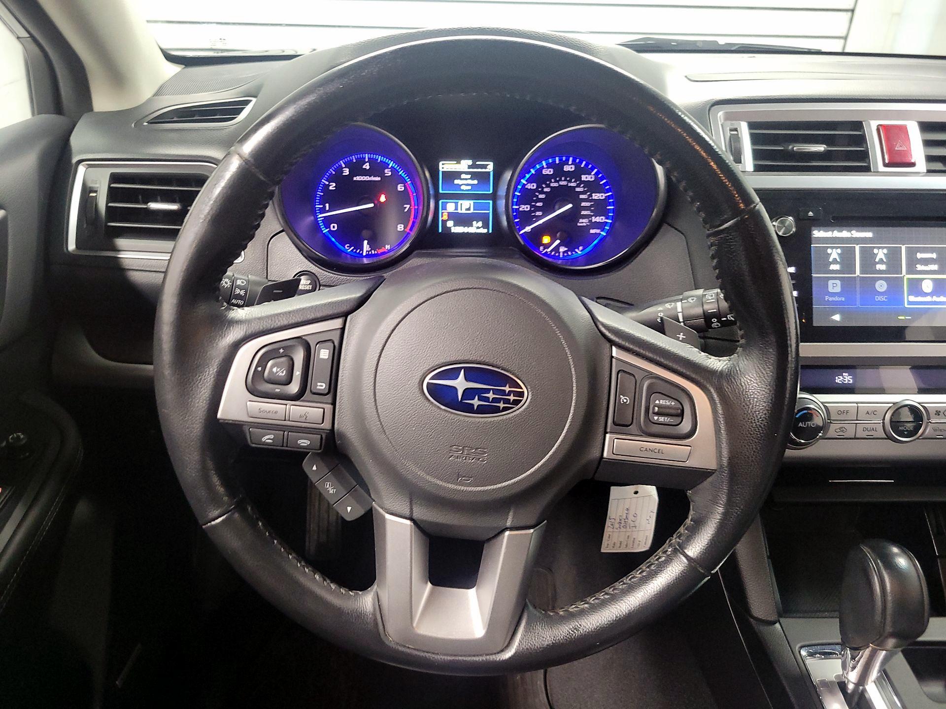 Thumbnail: 2015 Subaru Outback - 10