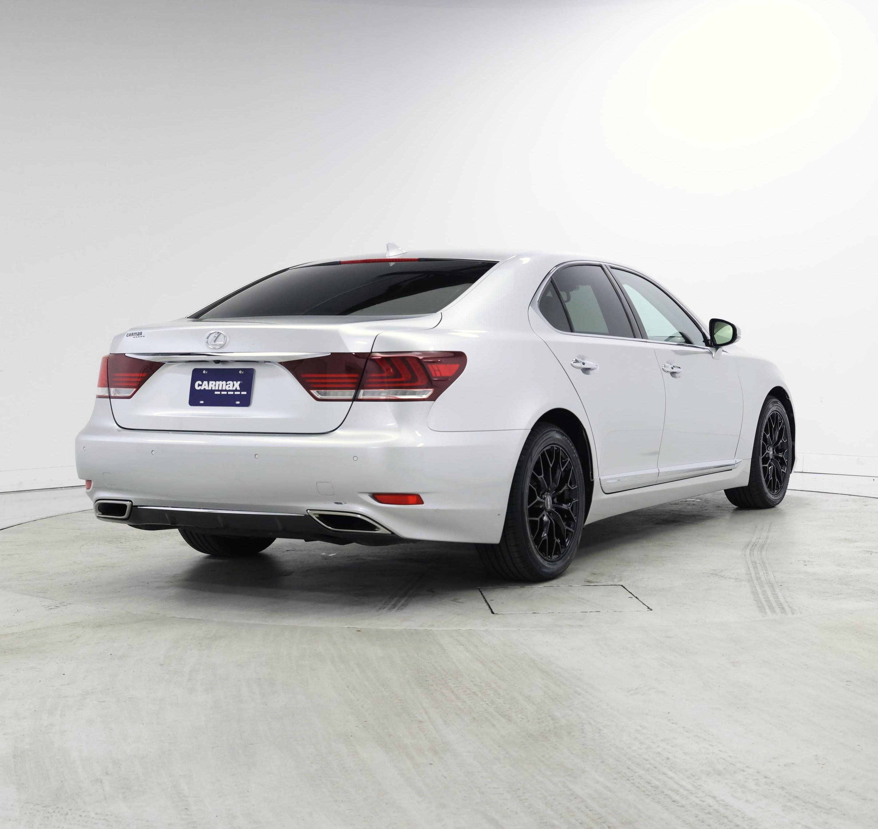 Thumbnail: 2014 Lexus LS - 8