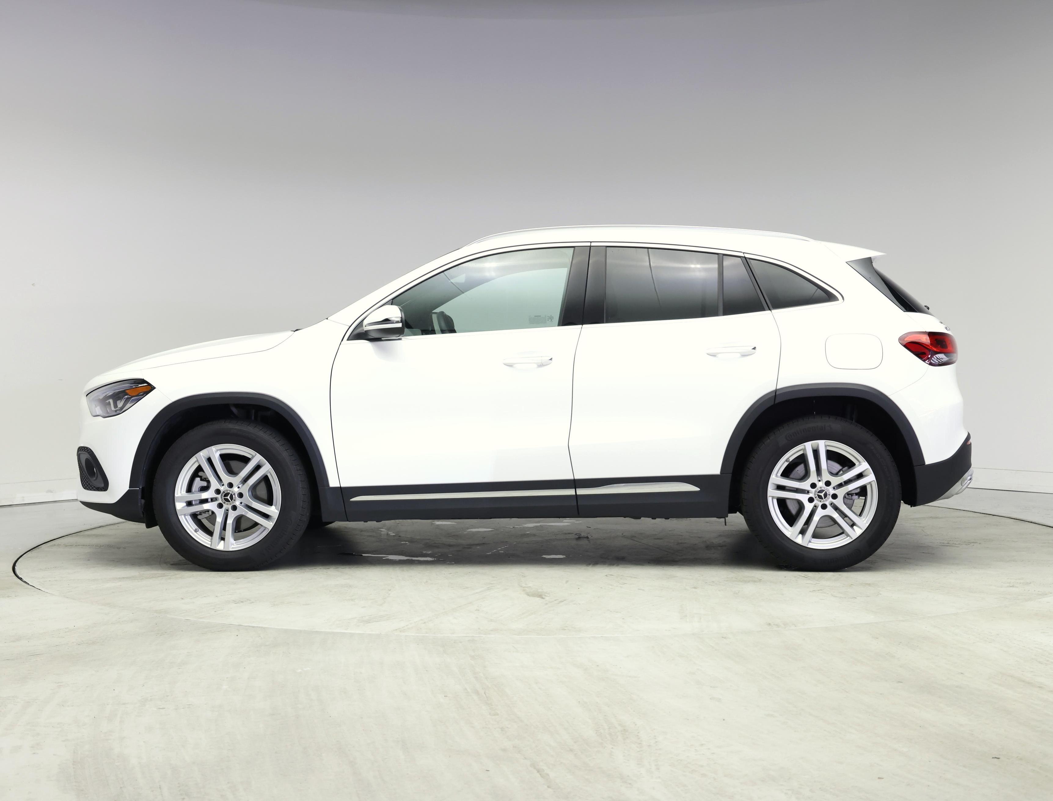 Thumbnail: 2023 Mercedes-Benz GLA - 3