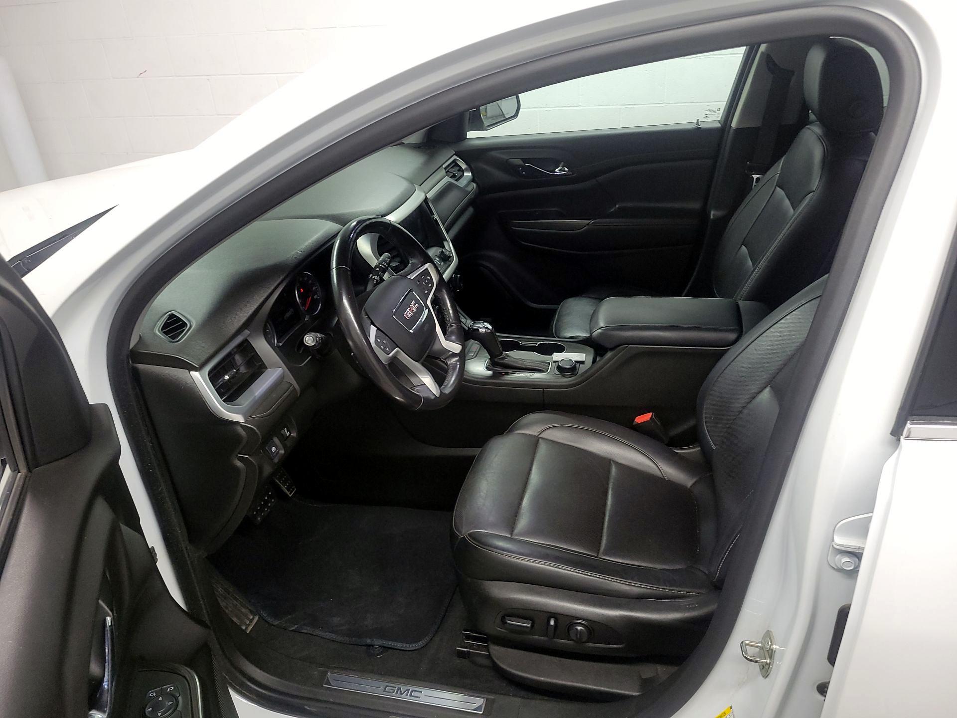 Thumbnail: 2019 GMC Acadia - 11