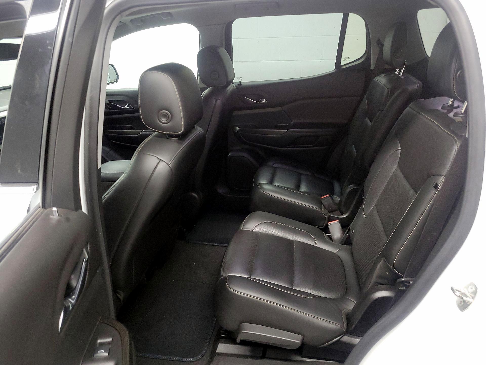 Thumbnail: 2019 GMC Acadia - 17