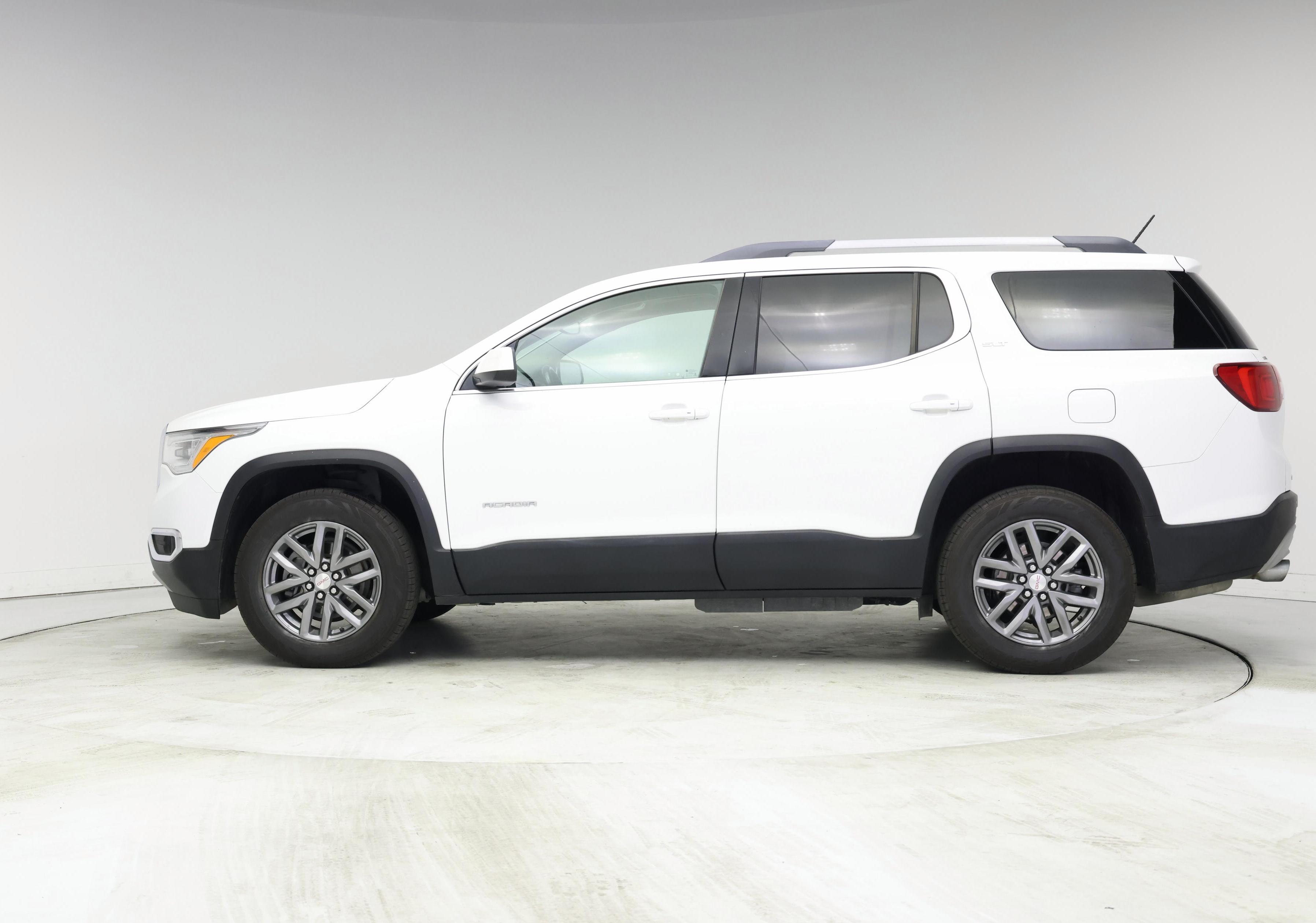 Thumbnail: 2019 GMC Acadia - 3