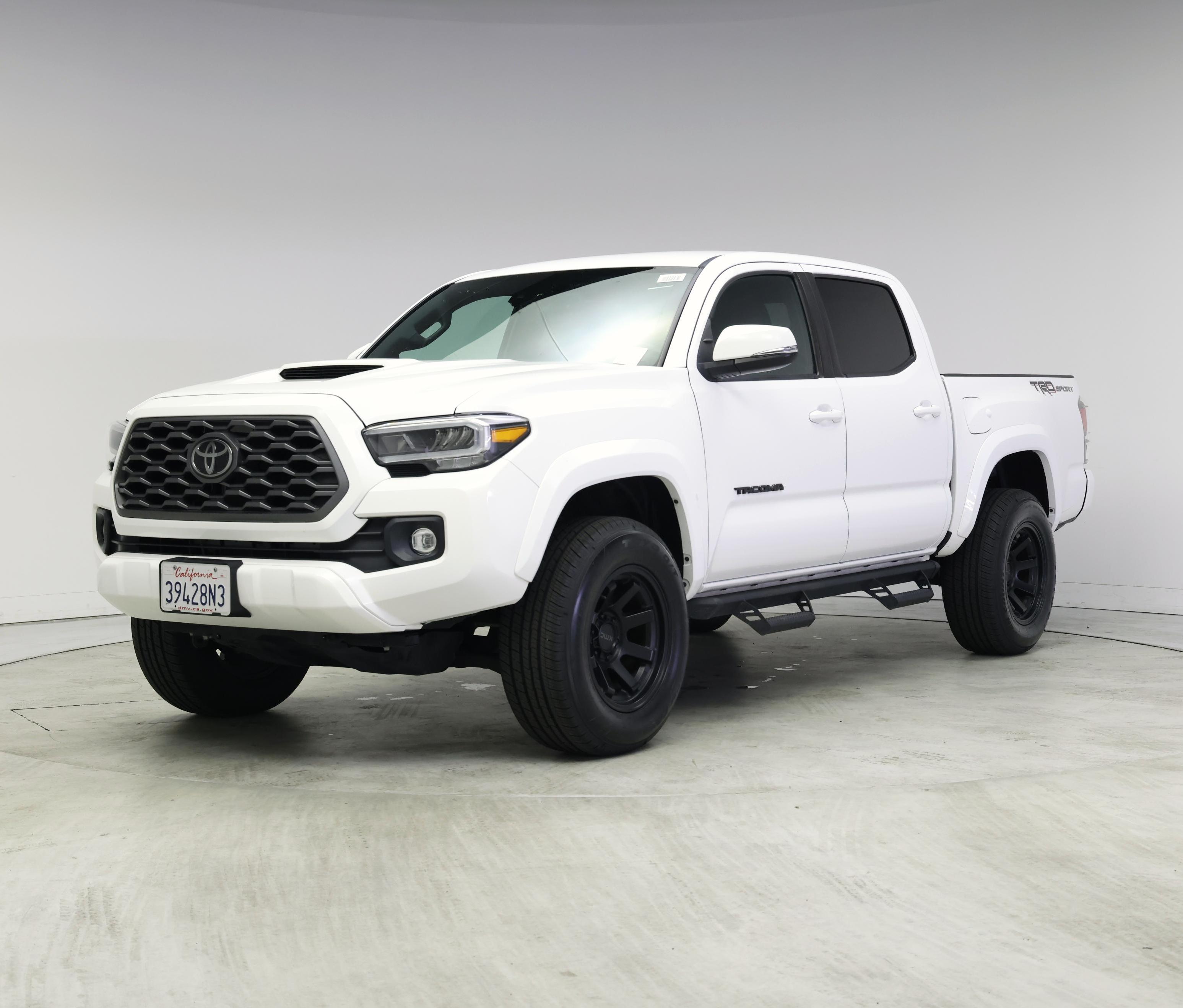 Thumbnail: 2022 Toyota Tacoma - 4
