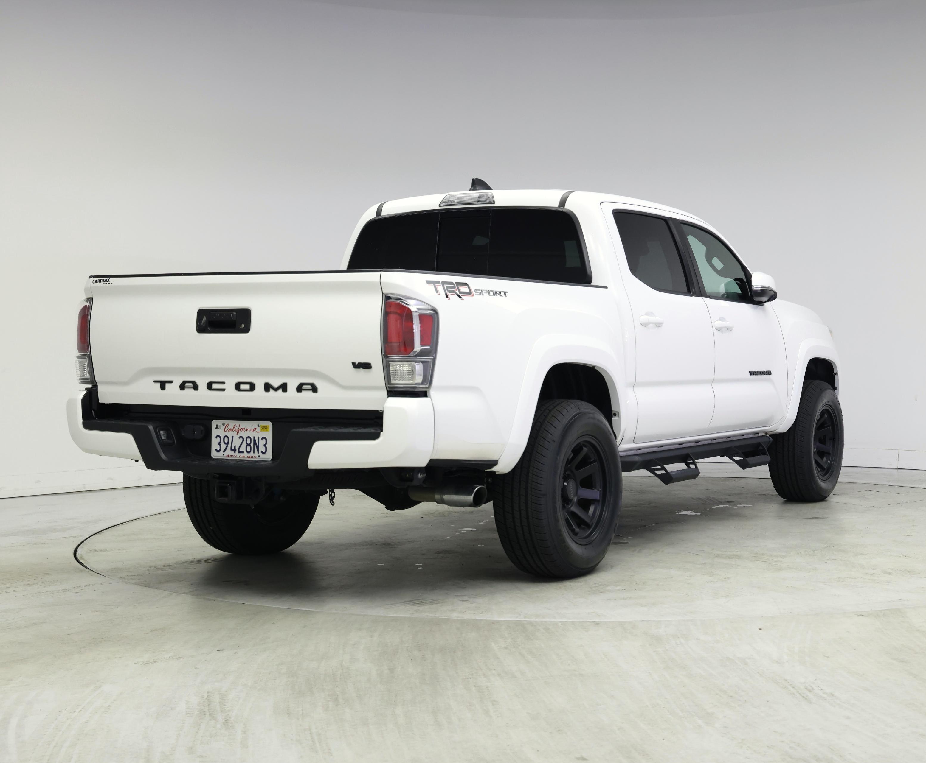 Thumbnail: 2022 Toyota Tacoma - 8