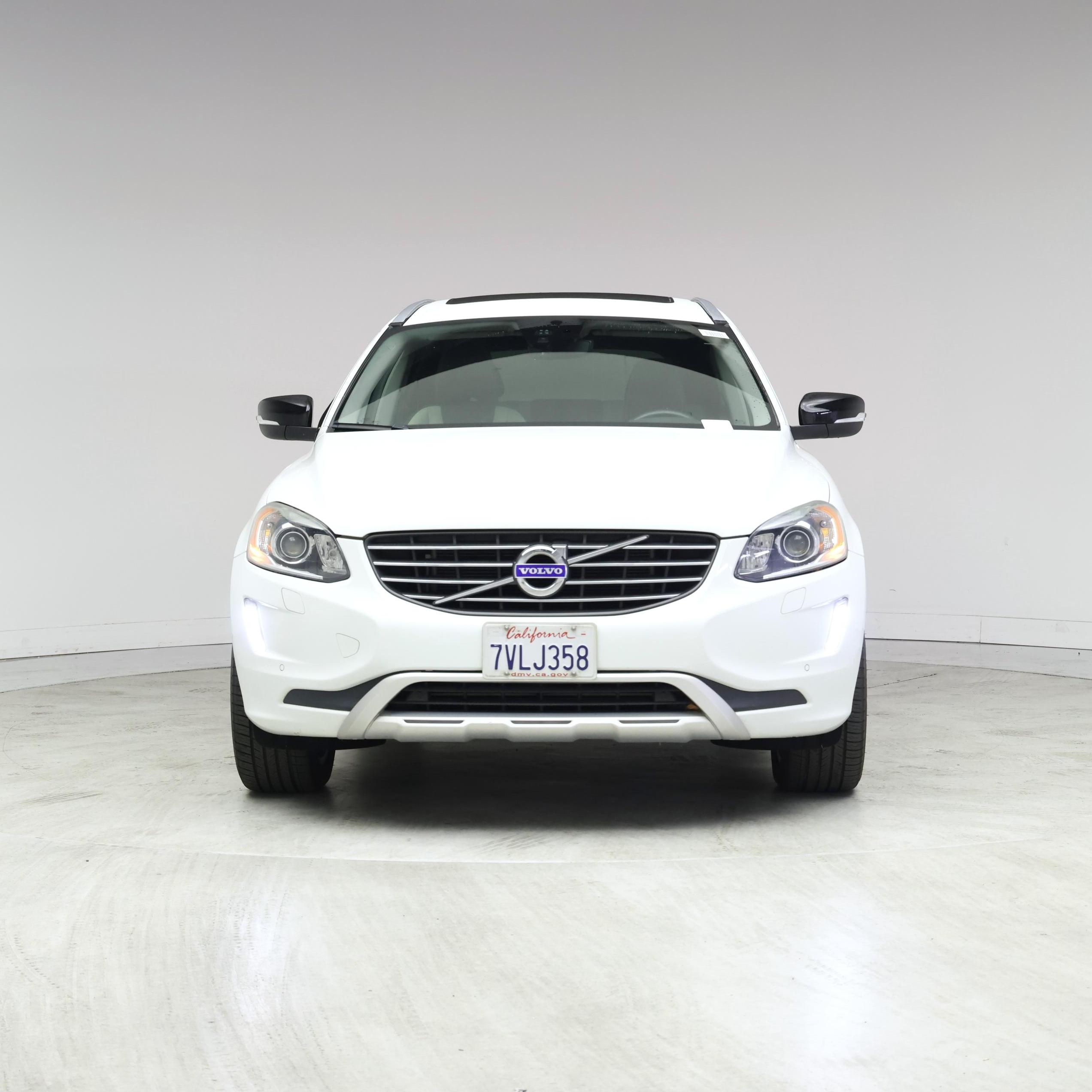 Thumbnail: 2017 Volvo XC60 - 5