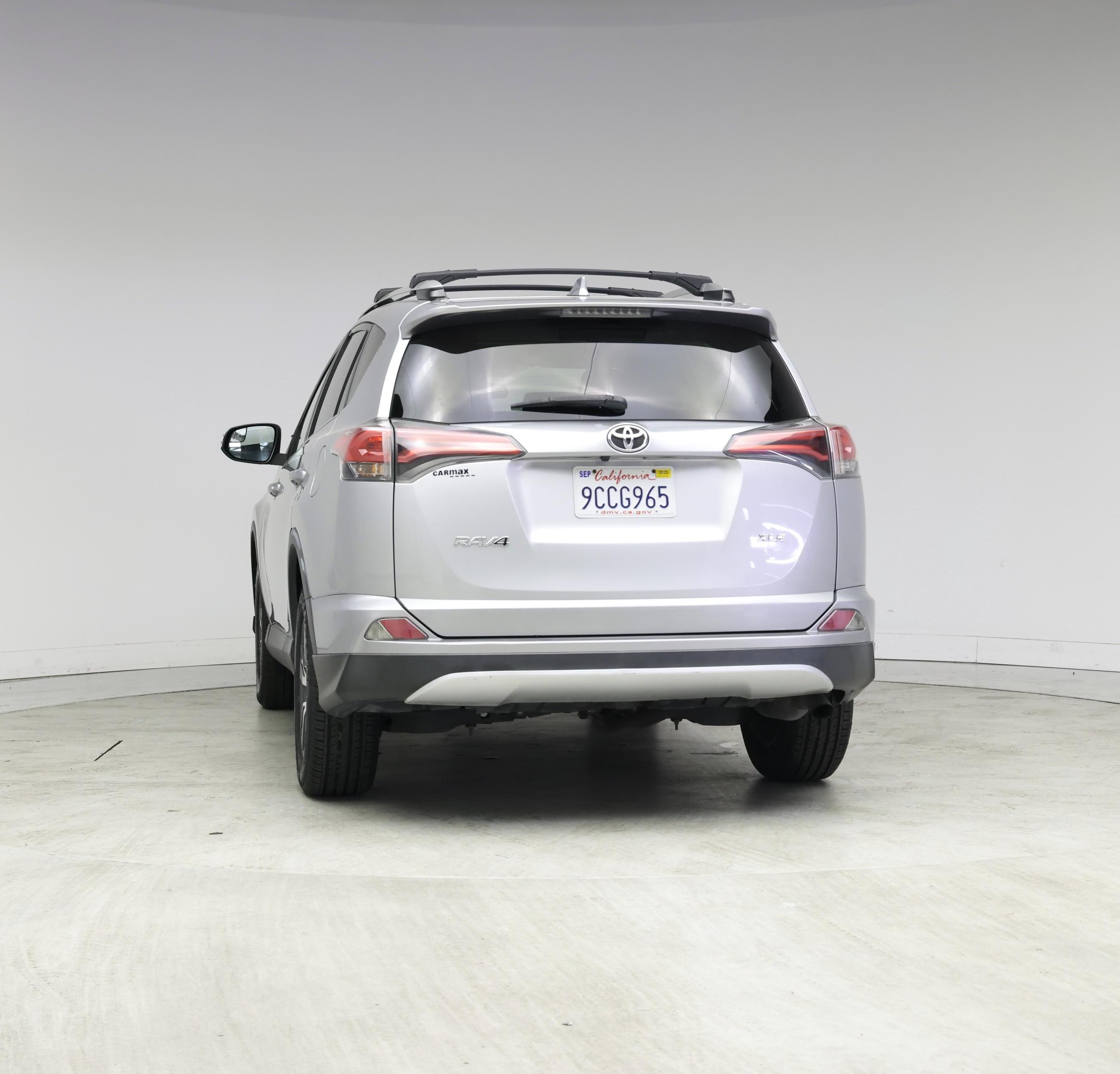 Thumbnail: 2016 Toyota RAV4 - 6