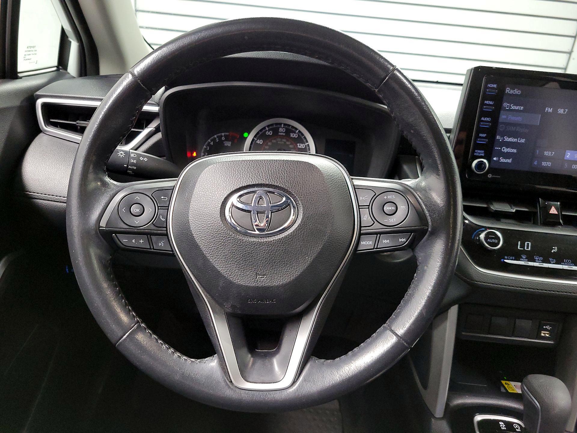 Thumbnail: 2022 Toyota Corolla Cross - 10