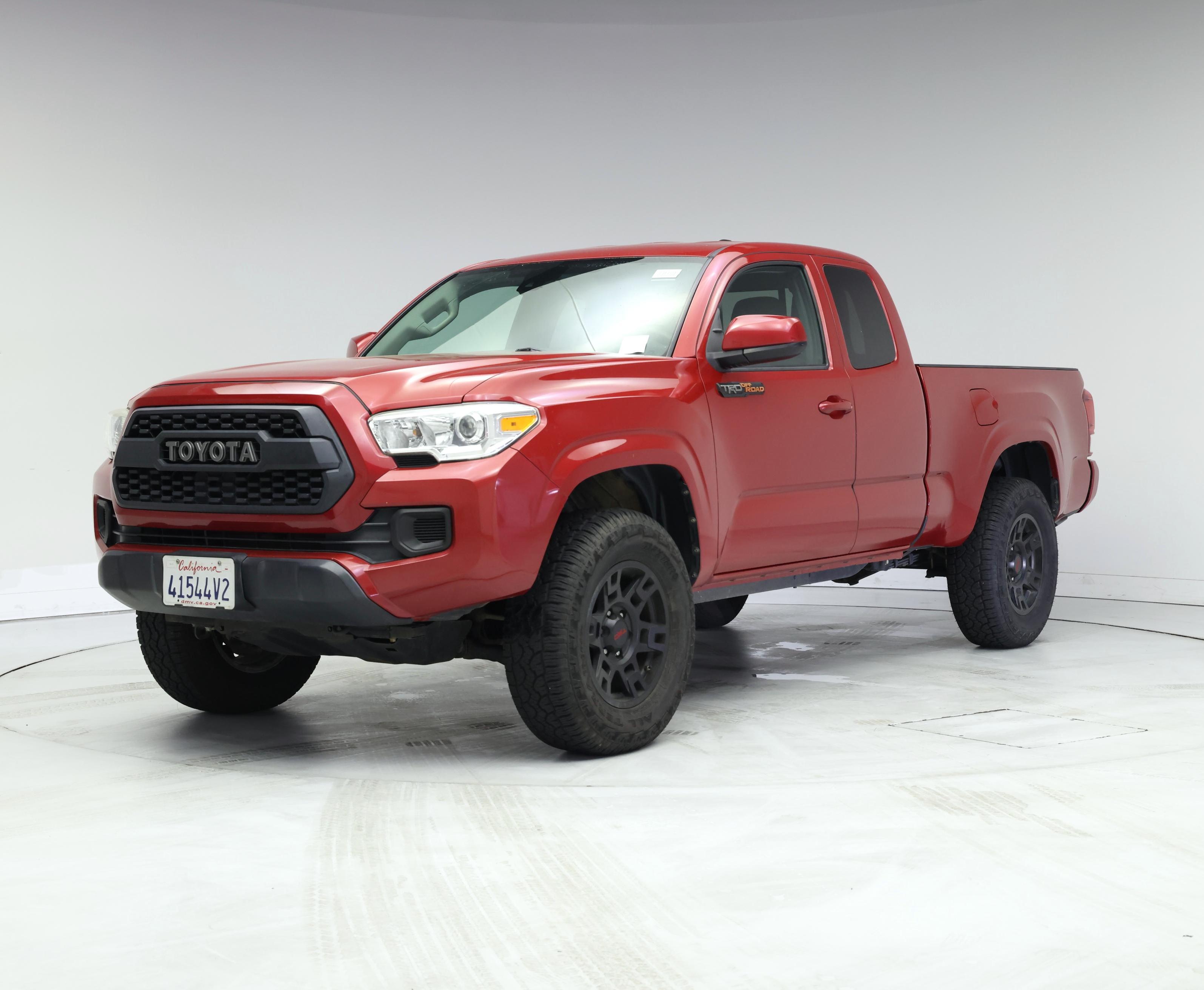 Thumbnail: 2020 Toyota Tacoma - 4