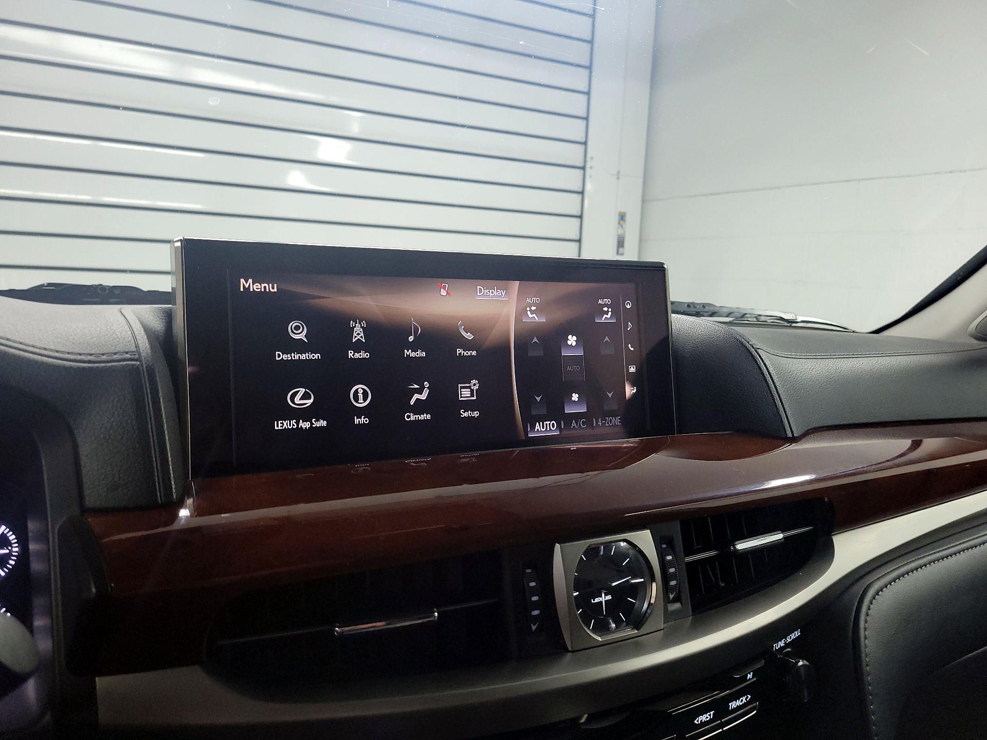 Thumbnail: 2019 Lexus LX - 15