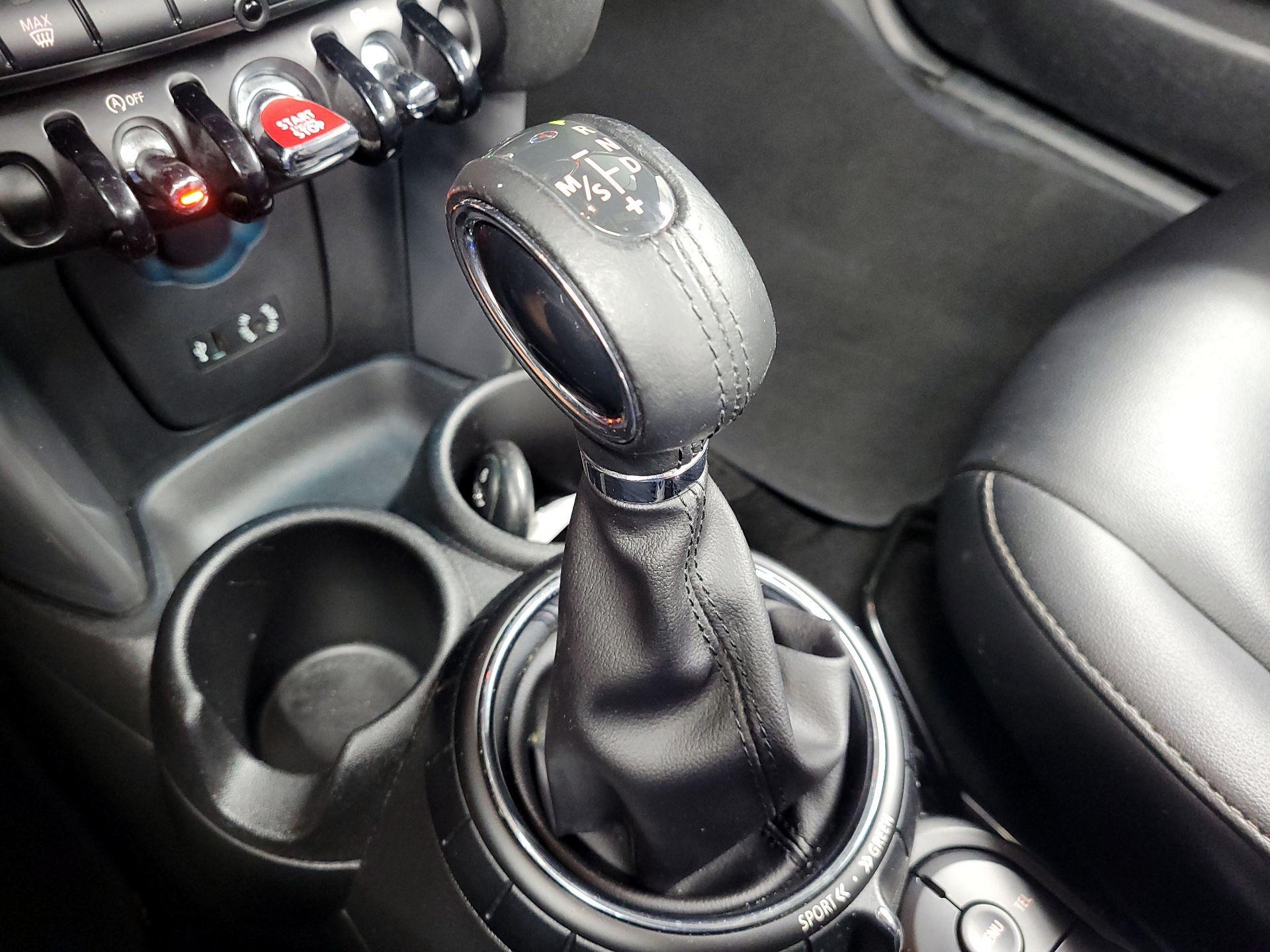 Thumbnail: 2016 MINI Cooper - 15