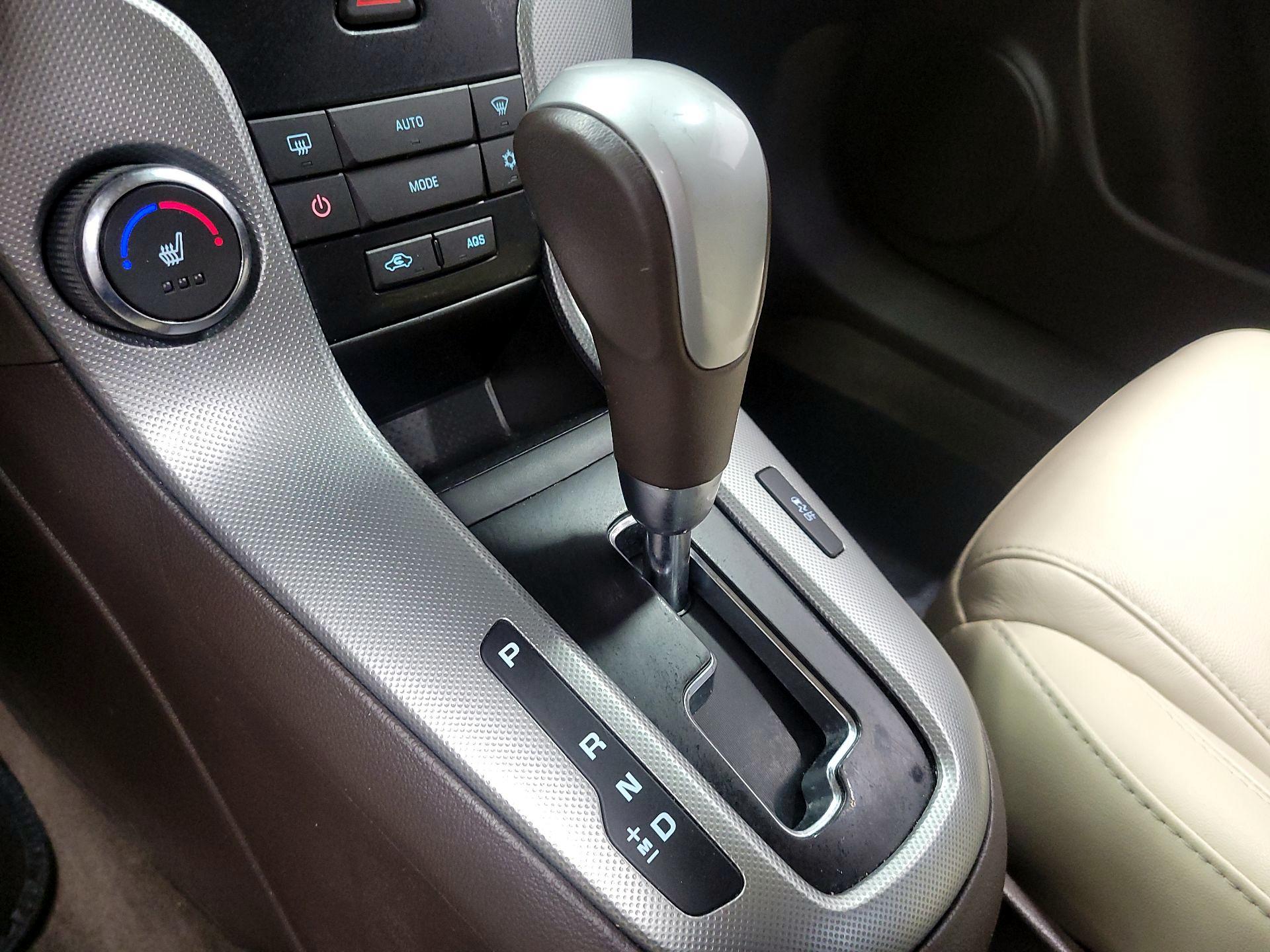 Thumbnail: 2014 Chevrolet Cruze - 15