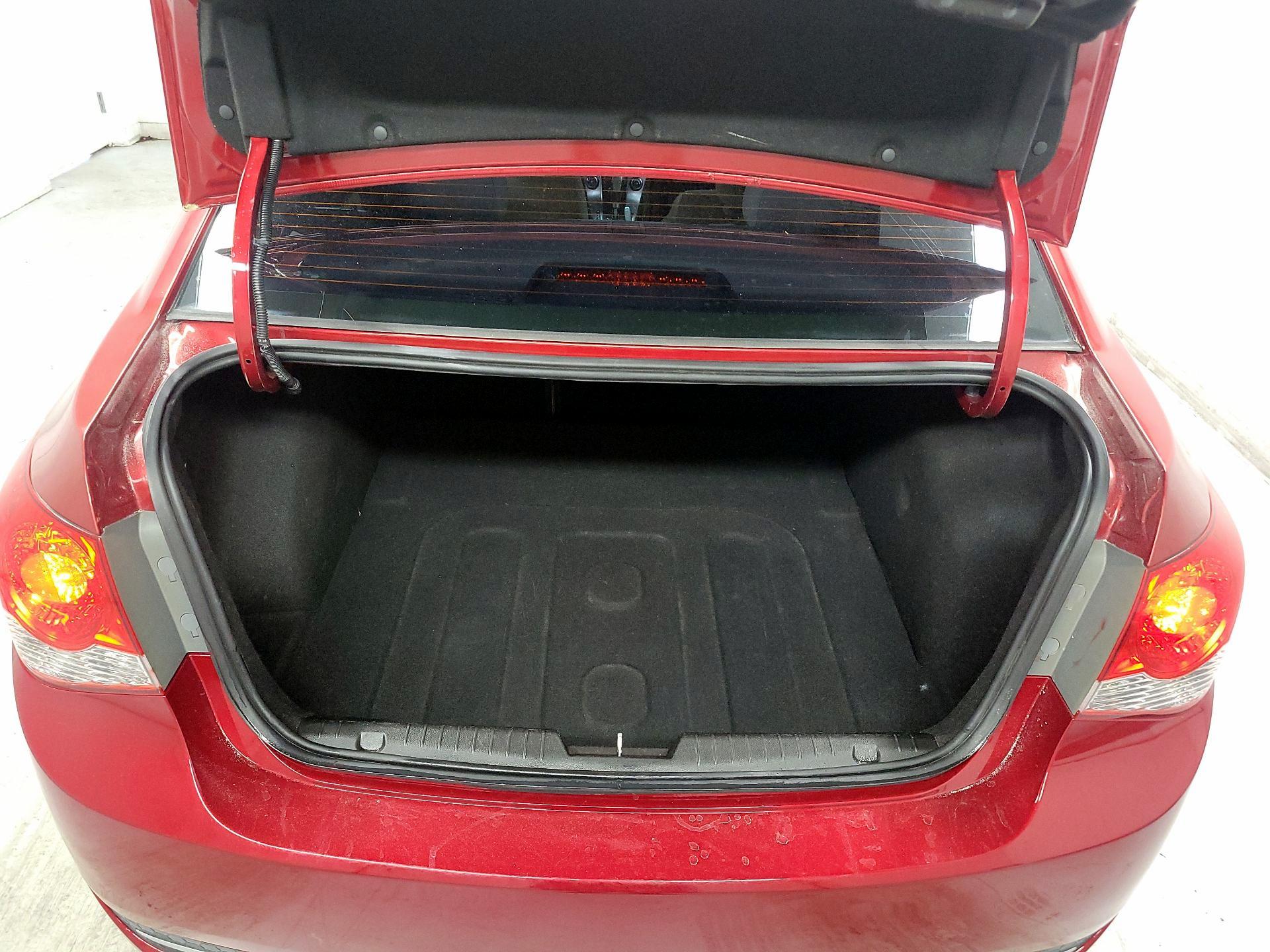 Thumbnail: 2014 Chevrolet Cruze - 17