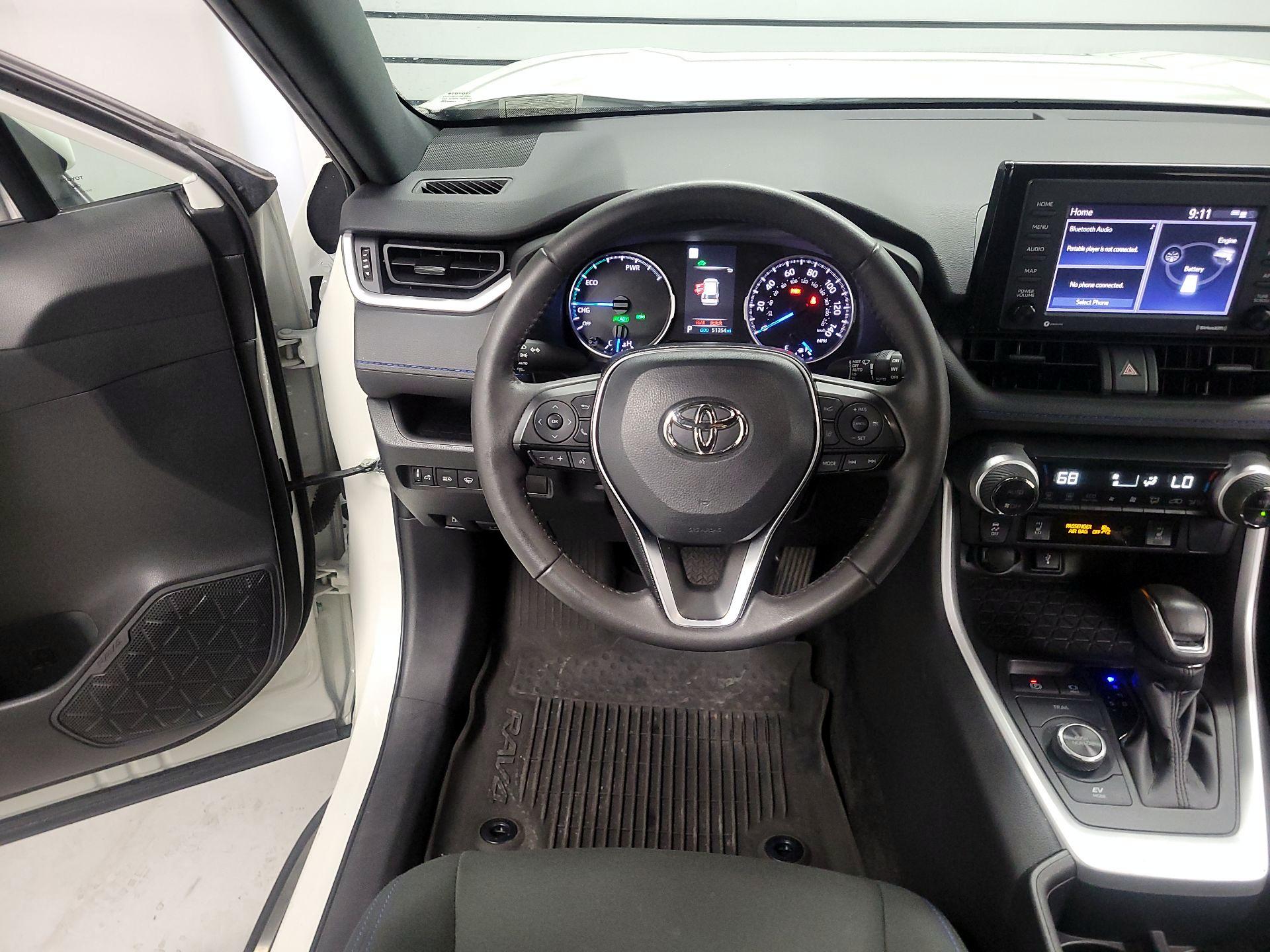 Thumbnail: 2022 Toyota RAV4 - 10