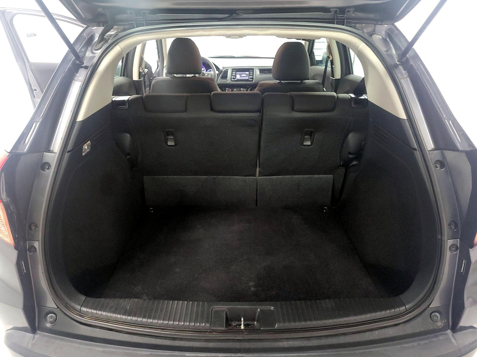 Thumbnail: 2018 Honda HR-V - 18